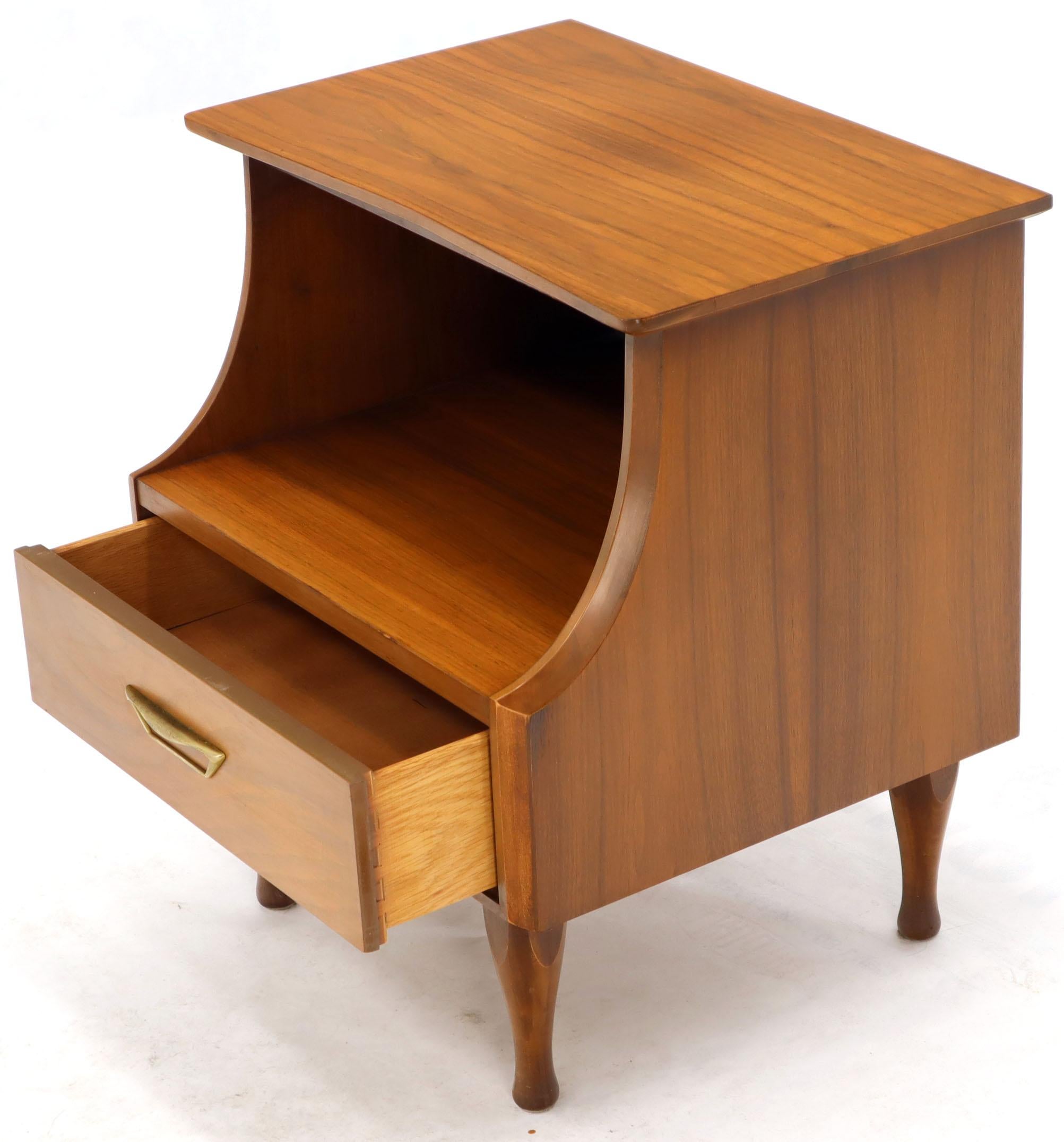 Mid-Century Modern Pair of Midcentury Modern Light Walnut One Drawer Step Nightstands For Sale