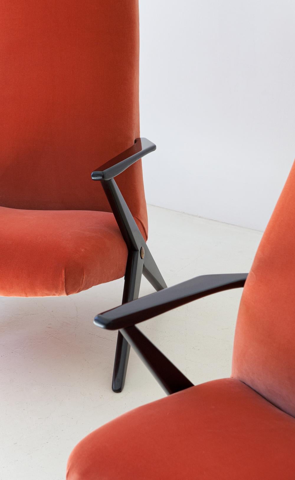European Pair of Mid-Century Modern Rust Orange Velvet Lounge Chairs, 1950s