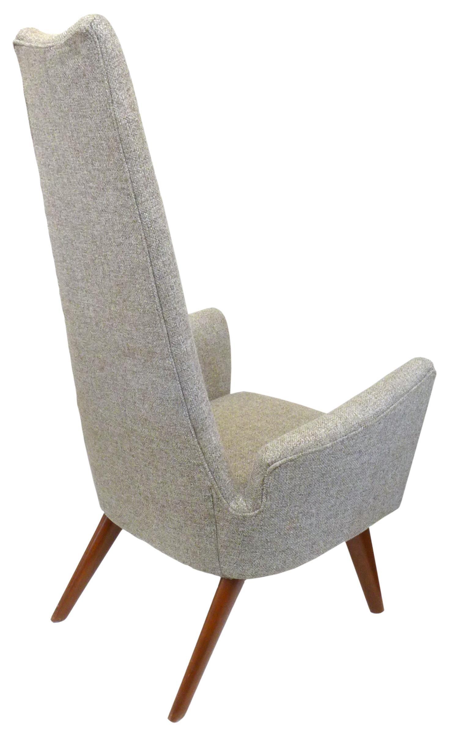 Fabric Pair of Mid-Century Modern Scandinavian Lounge Chairs For Sale