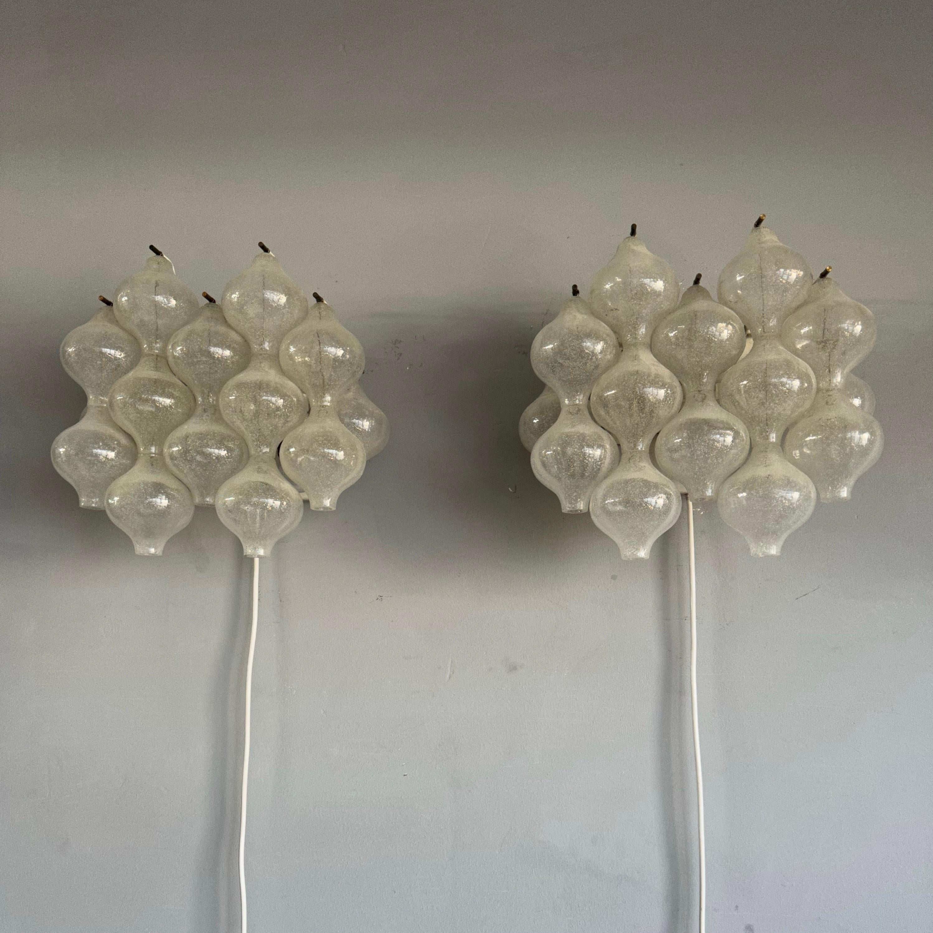 Metal Pair of MidCentury Modern Tulipan Glass Wall Lights Sconces Lamps by Kalmar 1970 For Sale