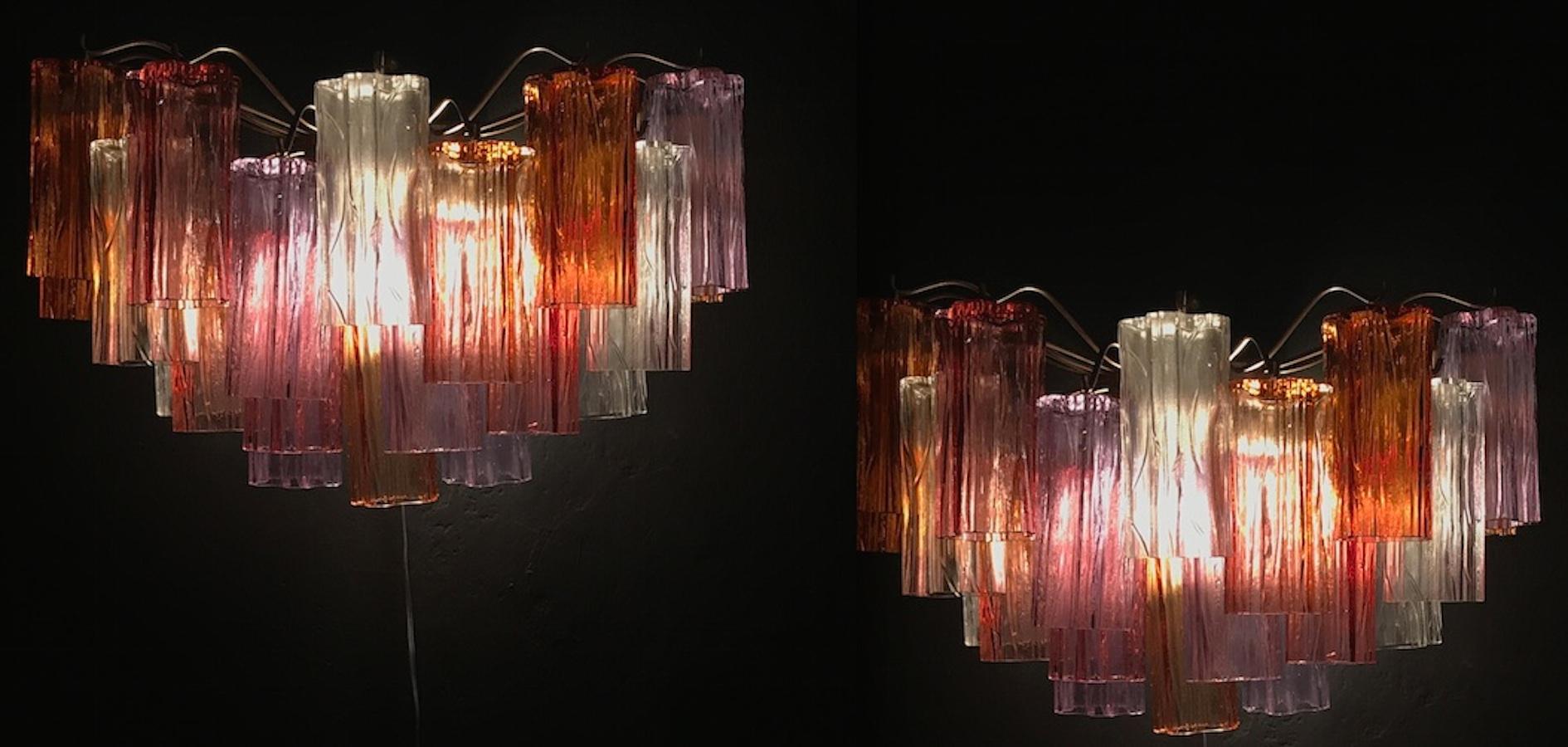 20ième siècle Paire de lustres en verre de Murano multicolores du milieu du siècle dernier par Zuccheri pour Venini en vente