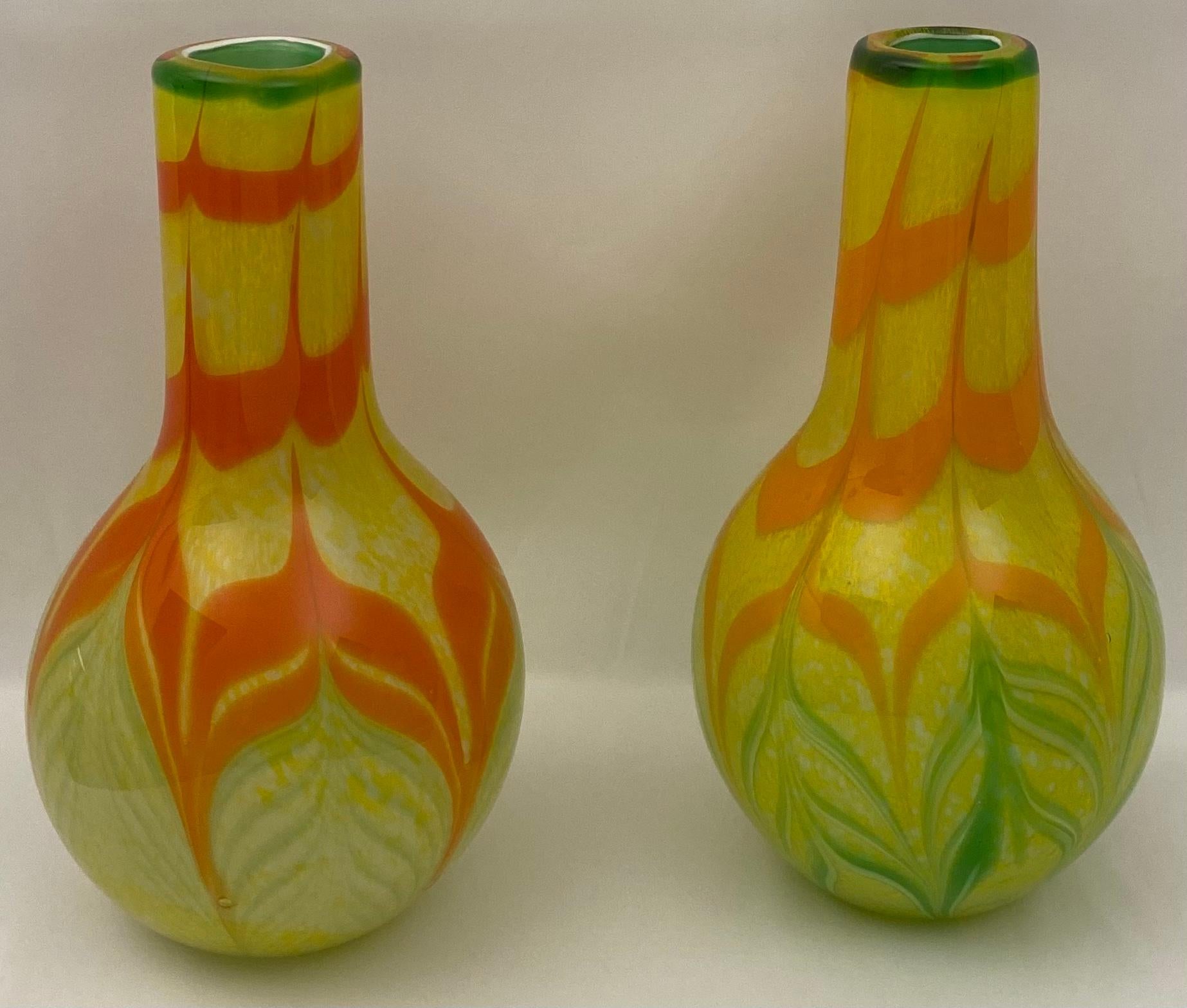 Pair of Murano Art Glass Vases In Good Condition For Sale In Miami, FL