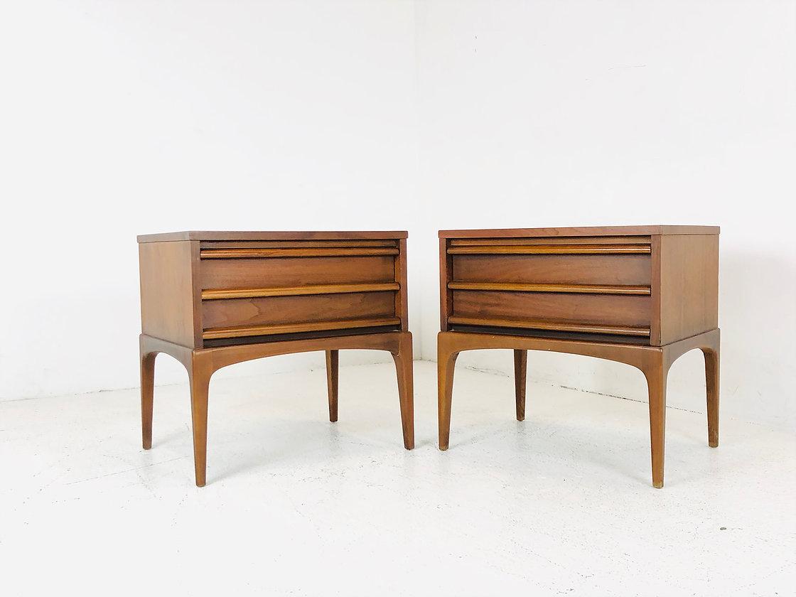 Pair of midcentury nightstands by Lane. These nightstands are petite in scale and very stylishly handsome. They are in good found vintage condition and will need refinishing, circa 1960s

Dimensions:
22.5 W x 17 D x 22 H.