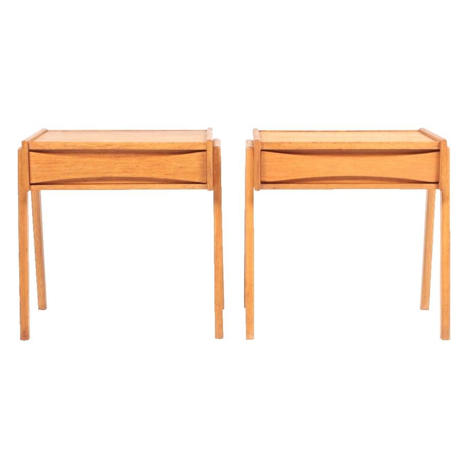Pair of Midcentury Nightstands in Oak, Danish Design, 1960s