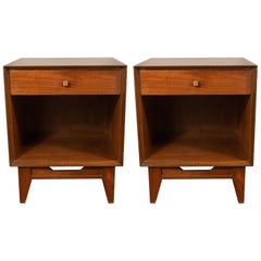 Pair of Midcentury Nightstands with Drawer