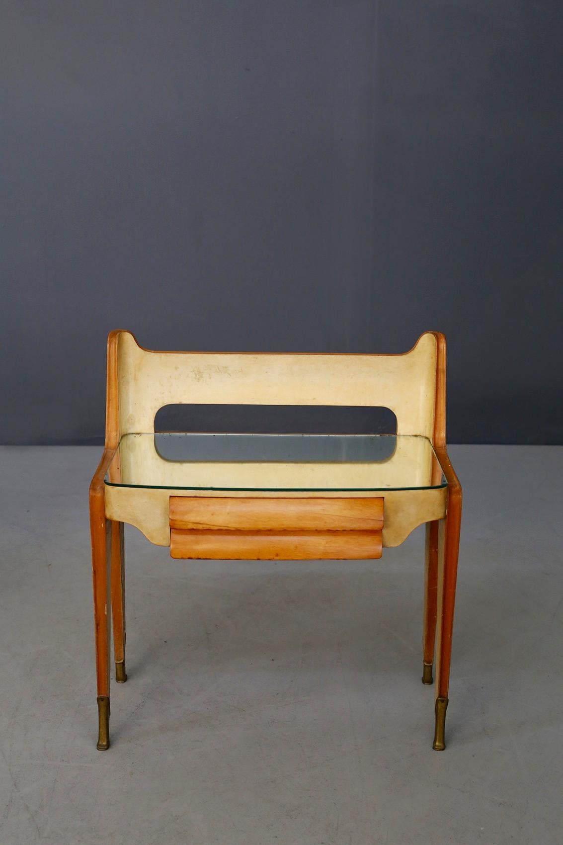 Pair of Midcentury Nightstands Attributed to Guglielmo Ulrich, 1940s 3