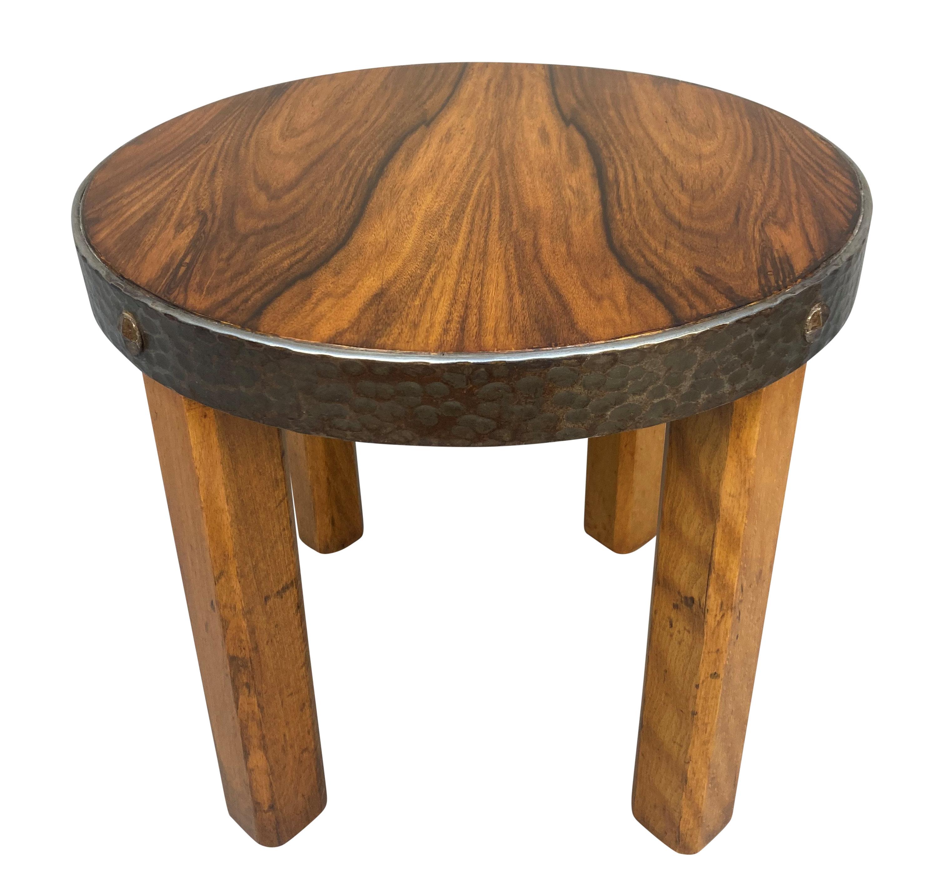 Mid-Century Modern Paire de tables d'appoint en teck du milieu du siècle dernier en vente