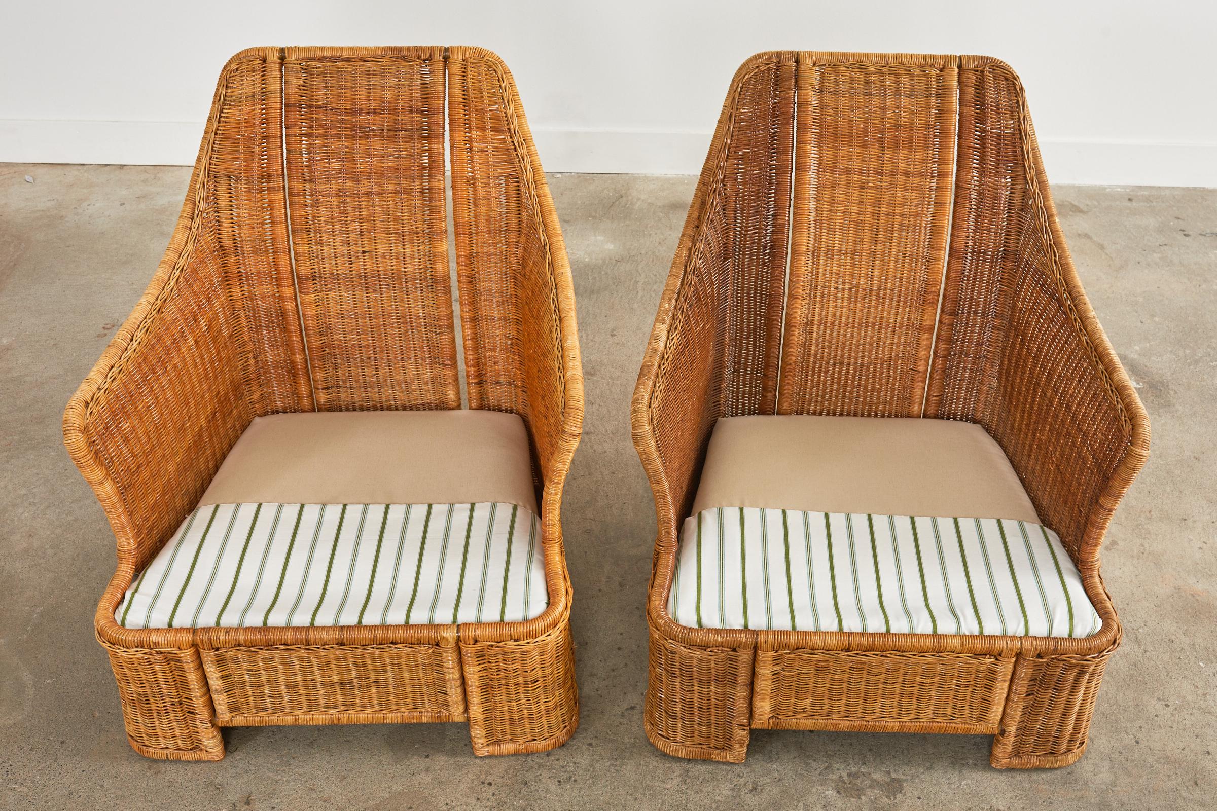 Pair of Midcentury Organic Modern Wicker Lounge Chairs 3
