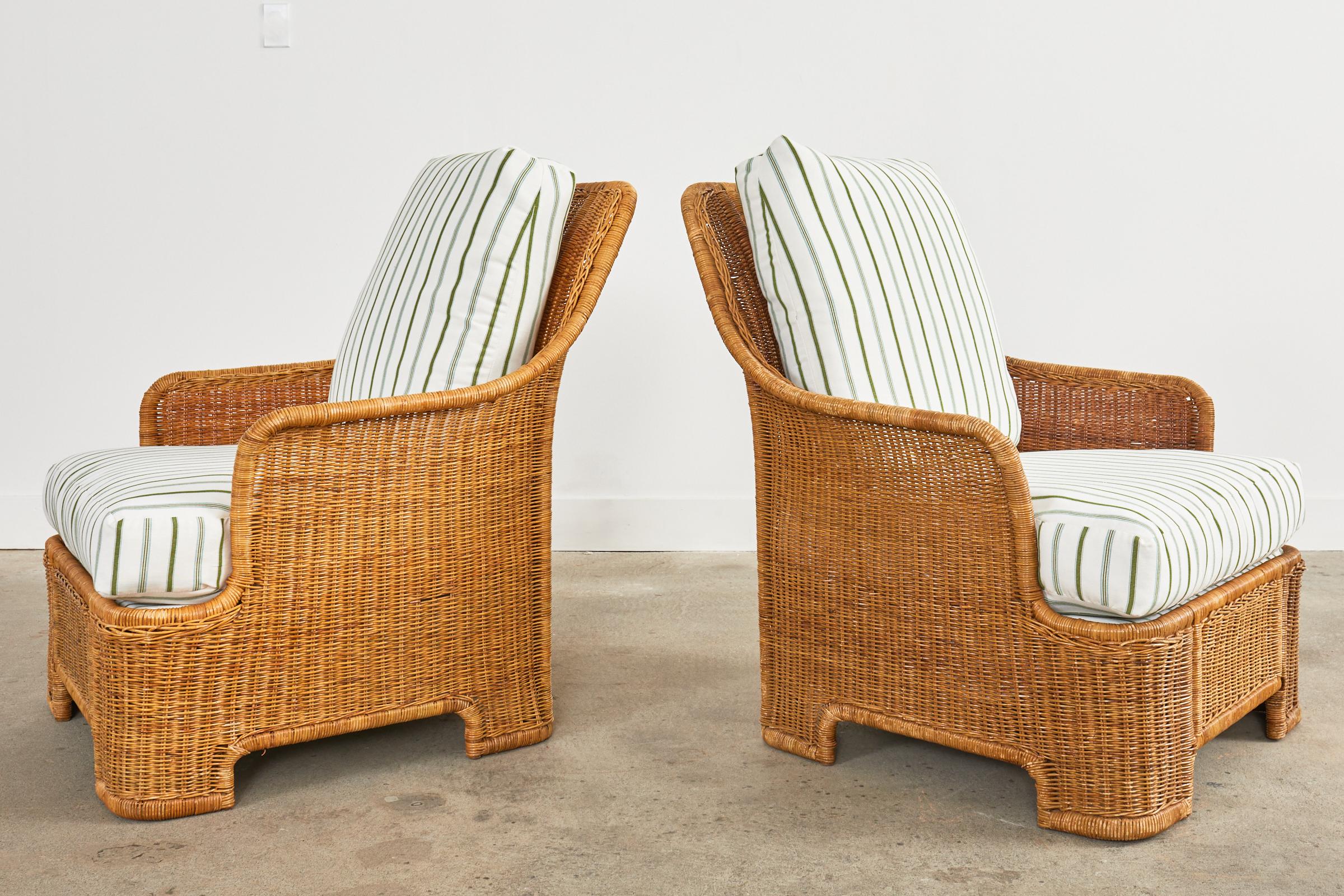 Pair of Midcentury Organic Modern Wicker Lounge Chairs 4