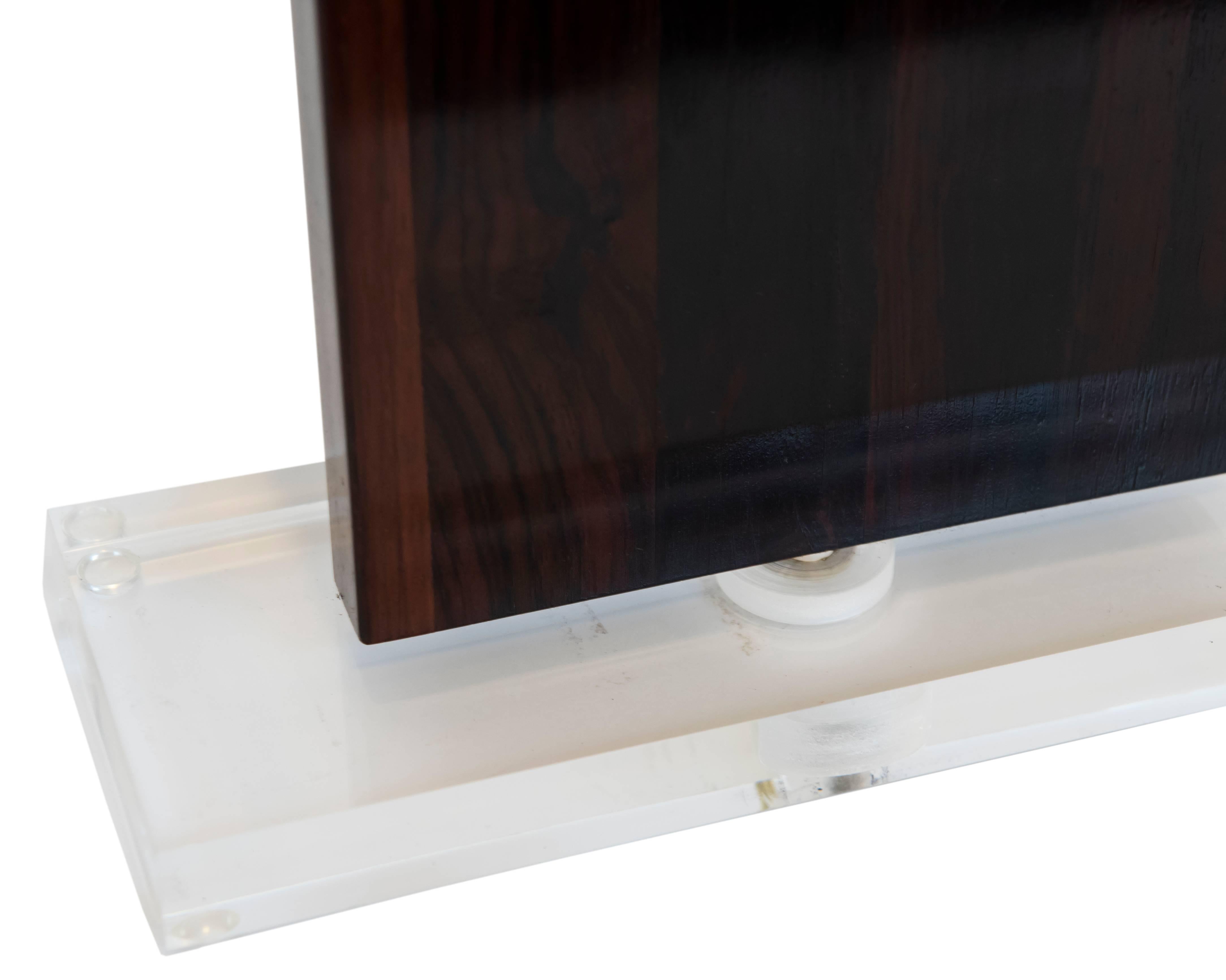 Contemporary Pair of Midcentury Palisander Wood and Lucite Table Lamps
