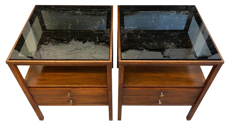 Rare midcentury American designer Paul McCobb pair of nightstands solid walnut for Widdicomb #8077. Original dark walnut finish in beautiful vintage condition - Has 2 lower drawers and a 1/2