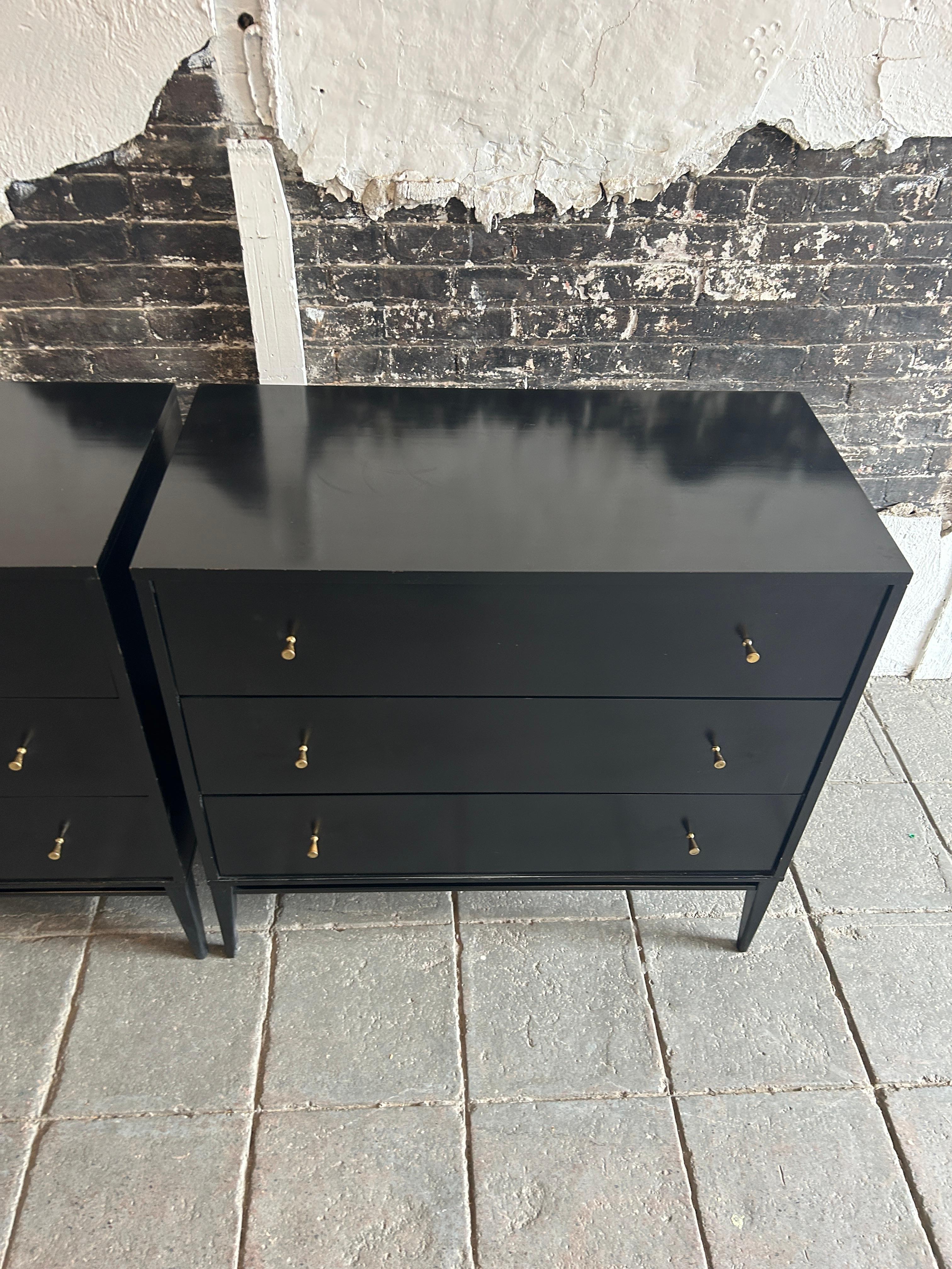 what color knobs for black dresser