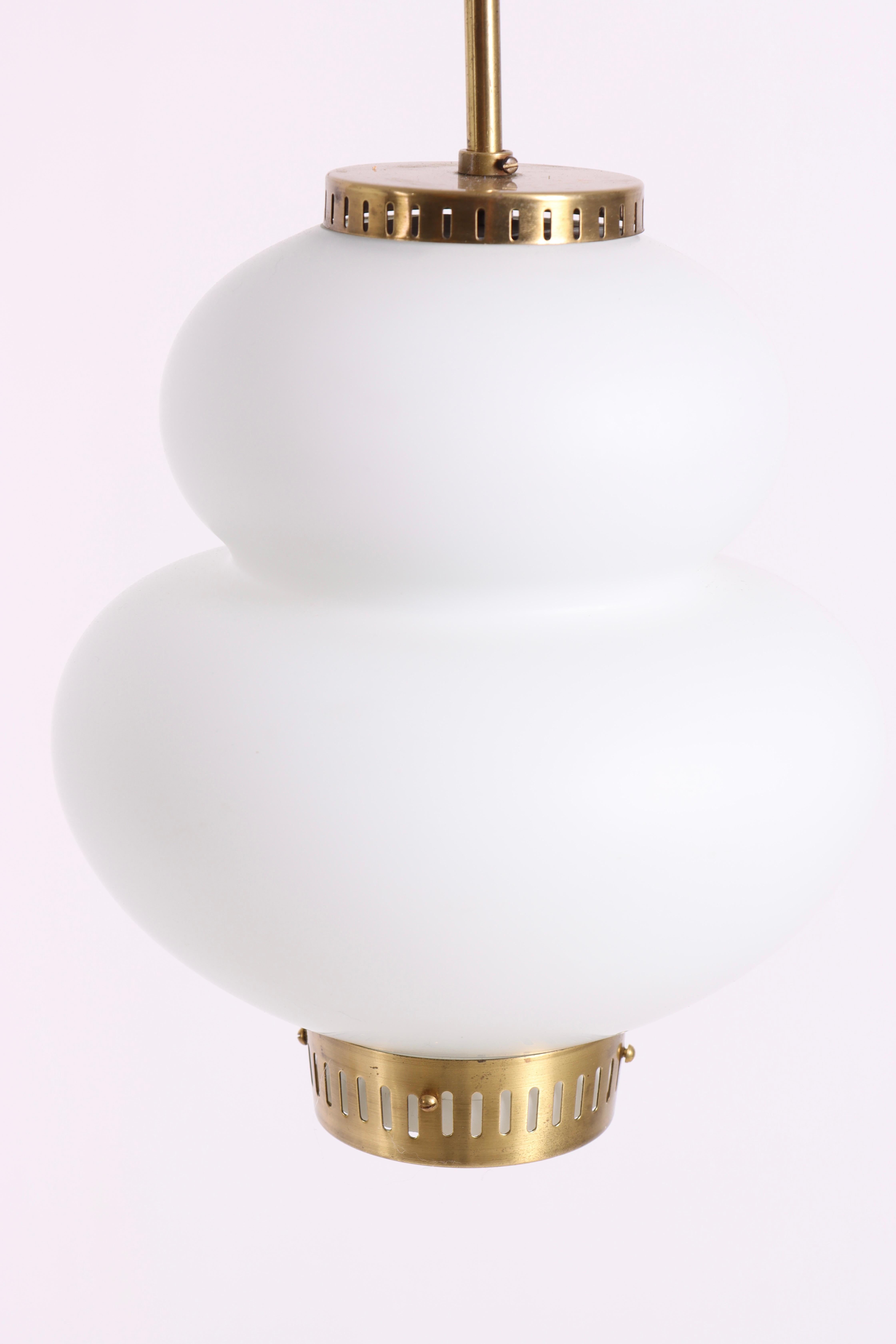 Metà XX secolo Coppia di ciondoli a forma di nocciolina del Medioevo di Bent Karlby, design danese, anni '50 in vendita