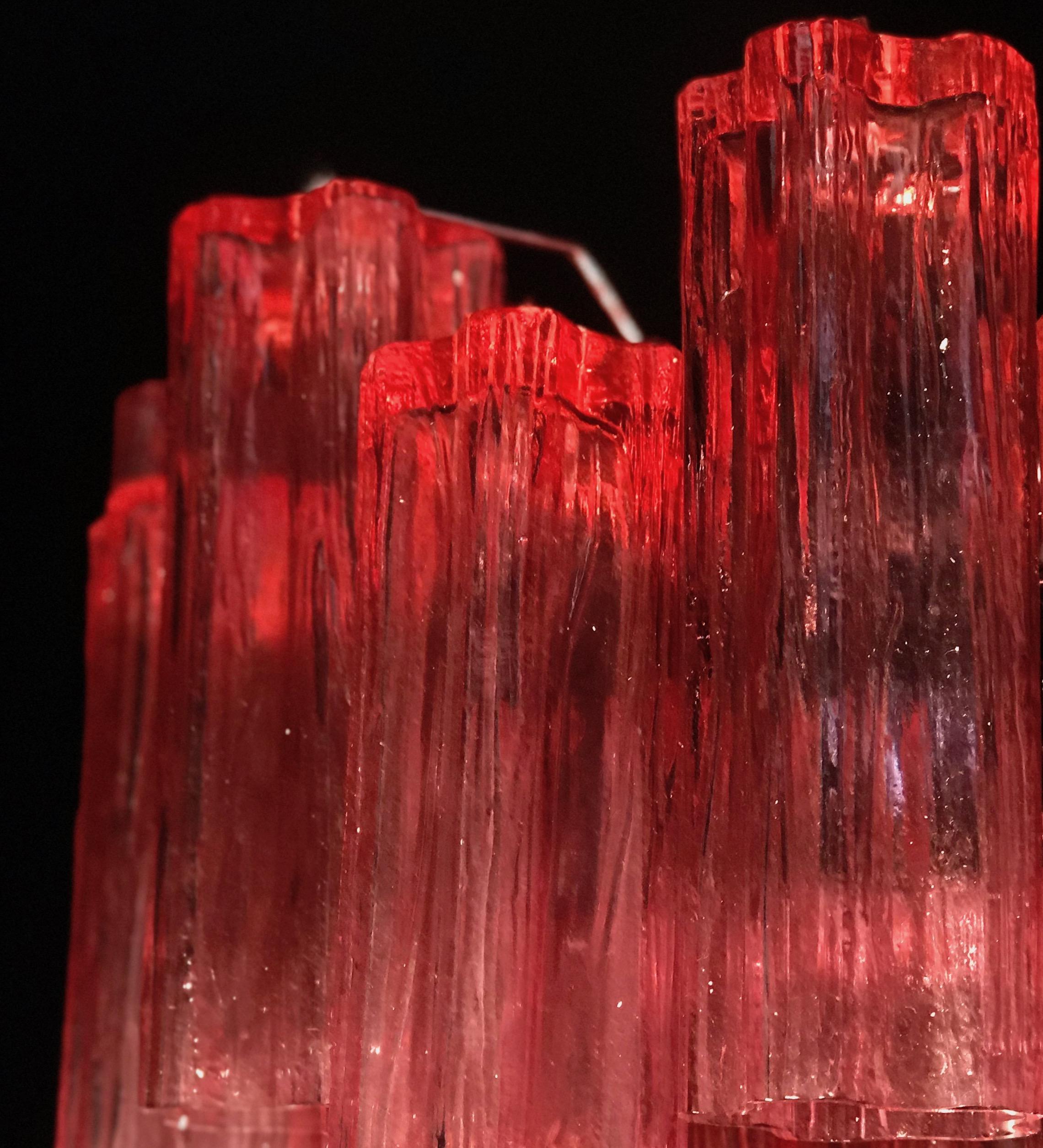 italien Paire d'objets du milieu du siècle  Appliques en verre de Murano rouge de Tony Zuccheri pour Venini en vente
