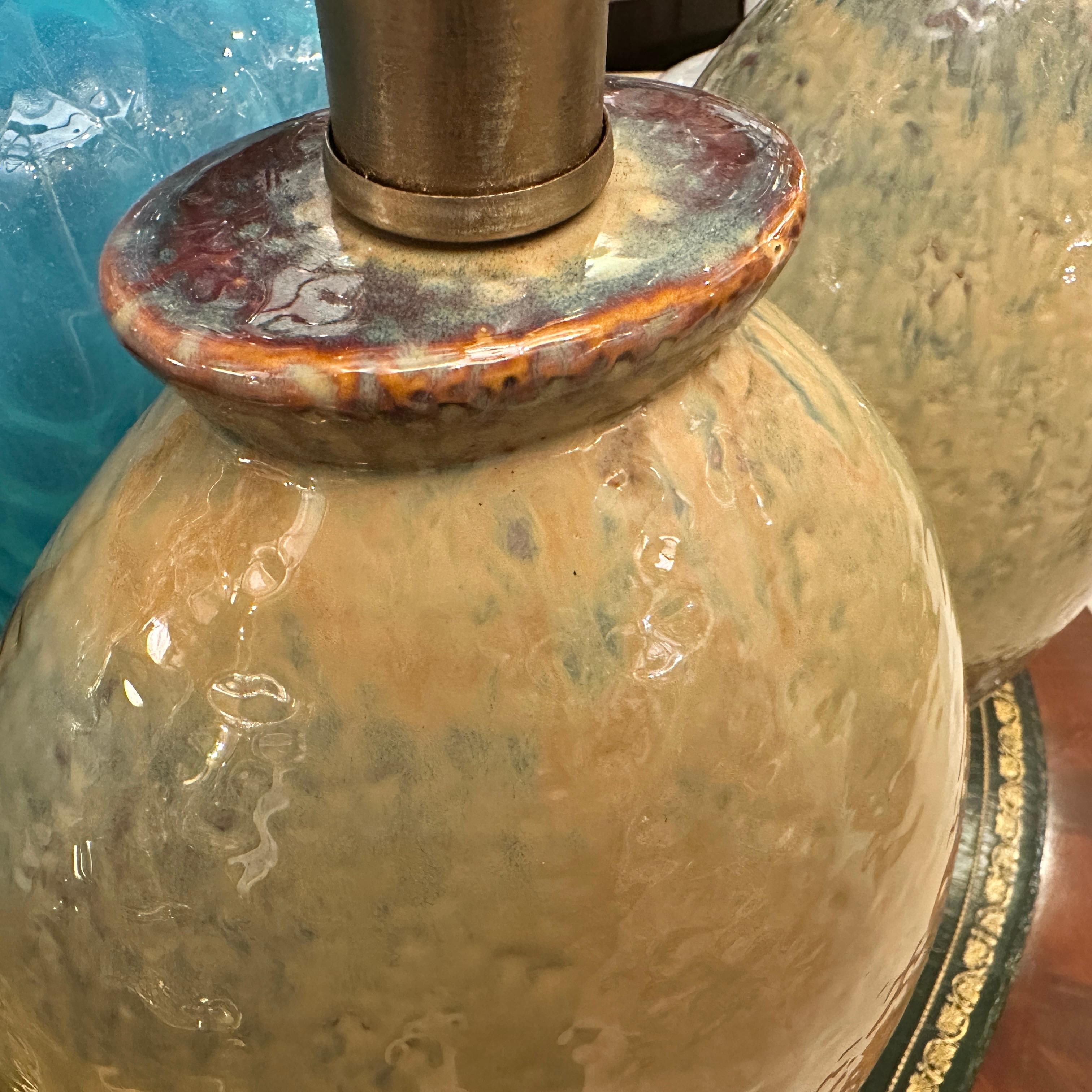 Coppia di lampade in porcellana del Medioevo In condizioni buone in vendita a New York, NY