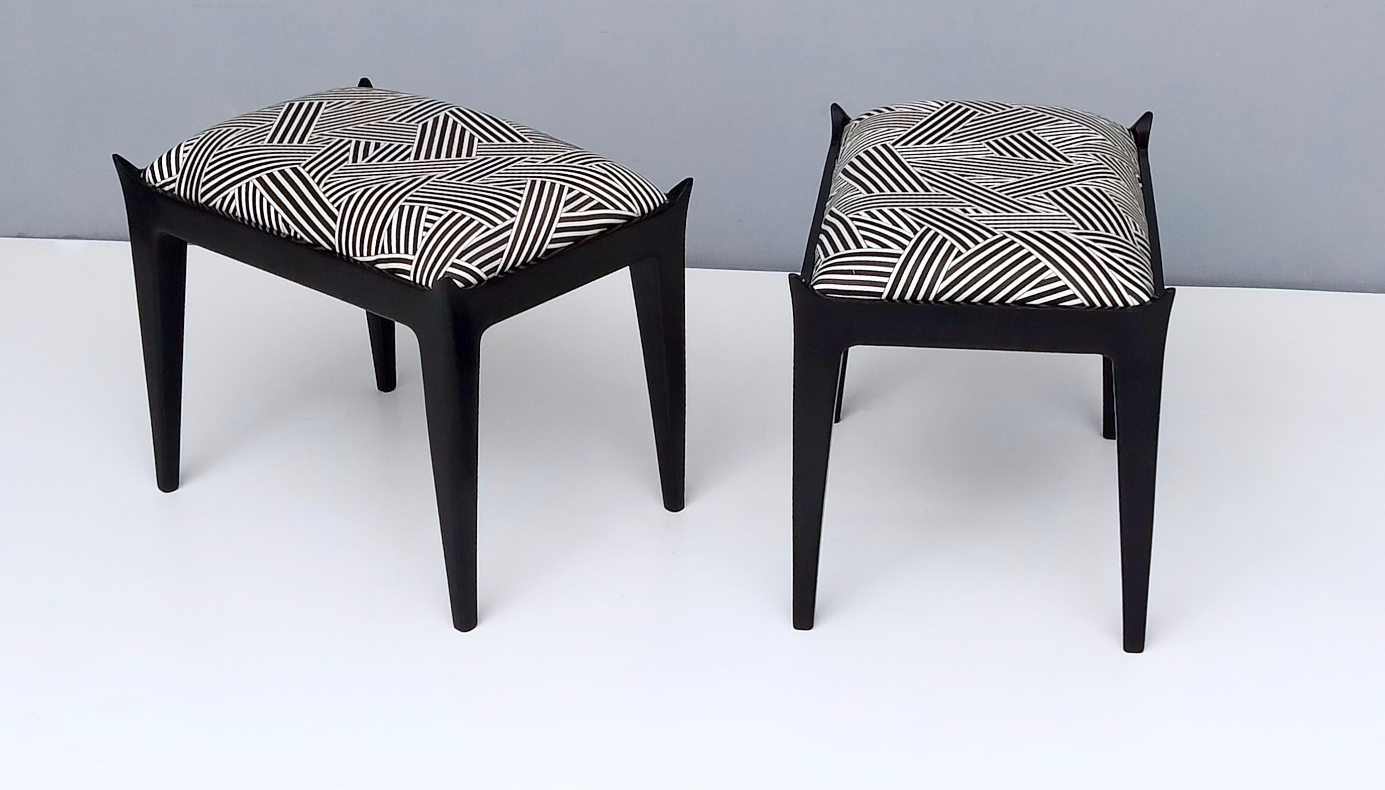 Italian Pair of Vintage Poufs Upholstered in Black and White Fabric by Dedar For Sale