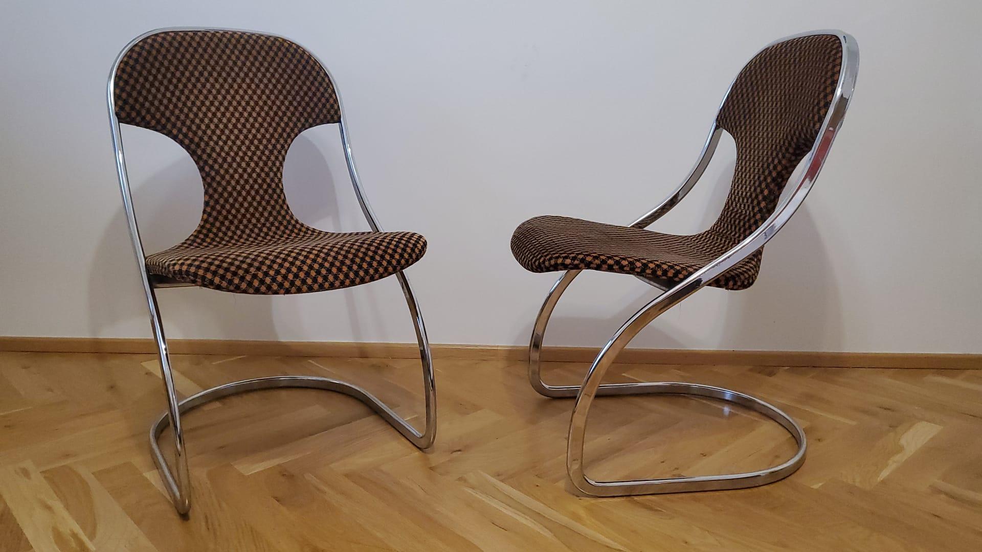 Italian Pair of Midcentury Rare Design Chairs, Italy, 1970s For Sale