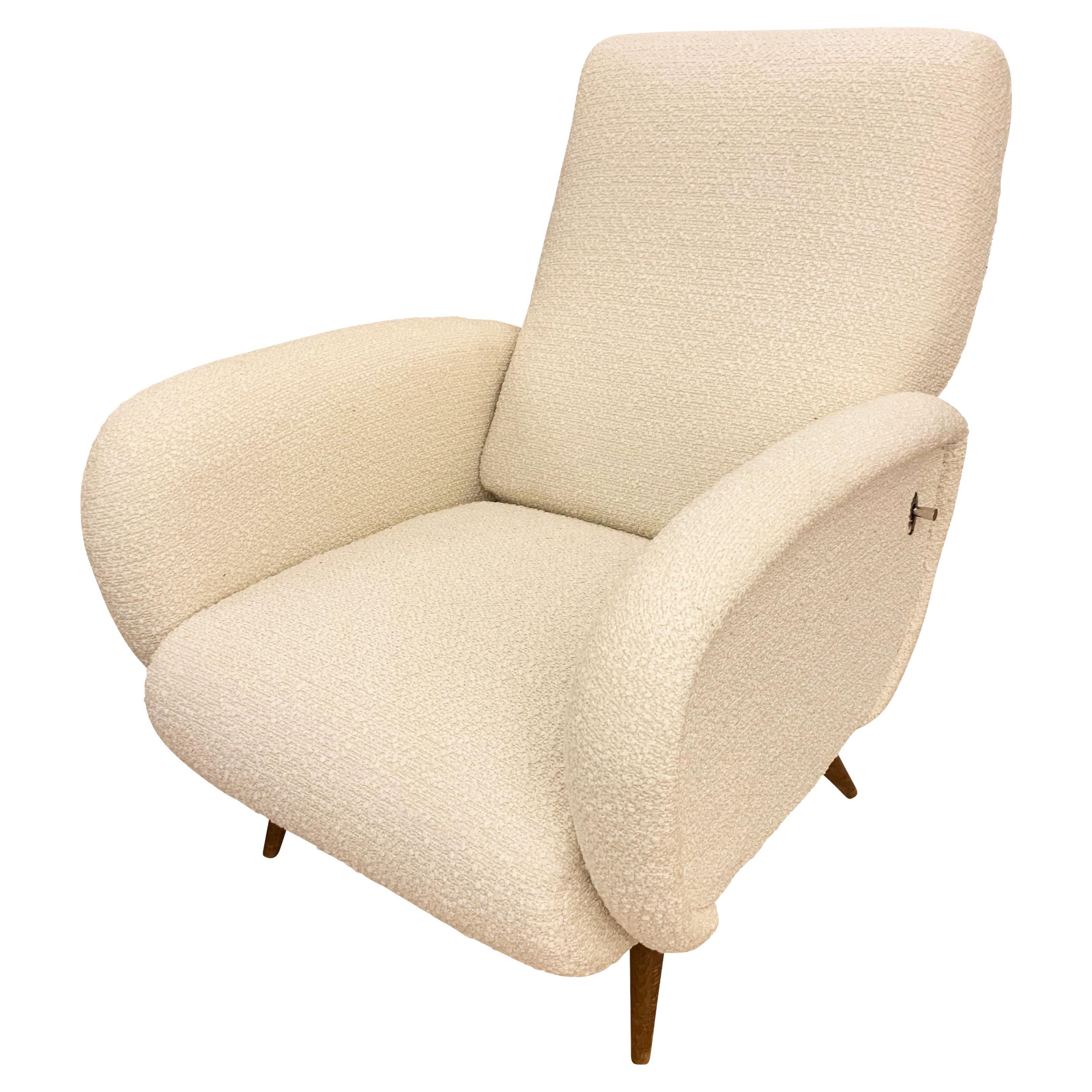 Pair of Midcentury Recliners in the Manner of Marco Zanuso For Sale