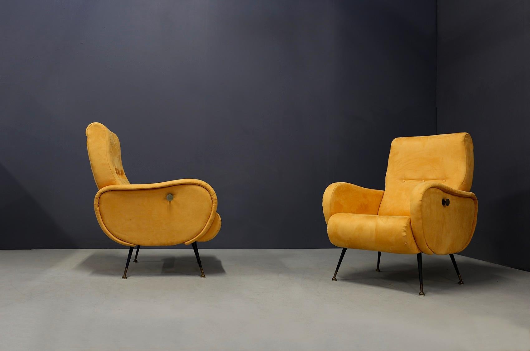 Pair of Midcentury Reclining Armchairs in Yellow Velvet in Zanuso Style, 1950s In Good Condition In Milano, IT