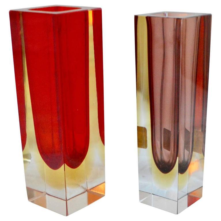 Mid-Century Modern Pair Of Midcentury Red and Burgundy Sommerso Vases For Sale