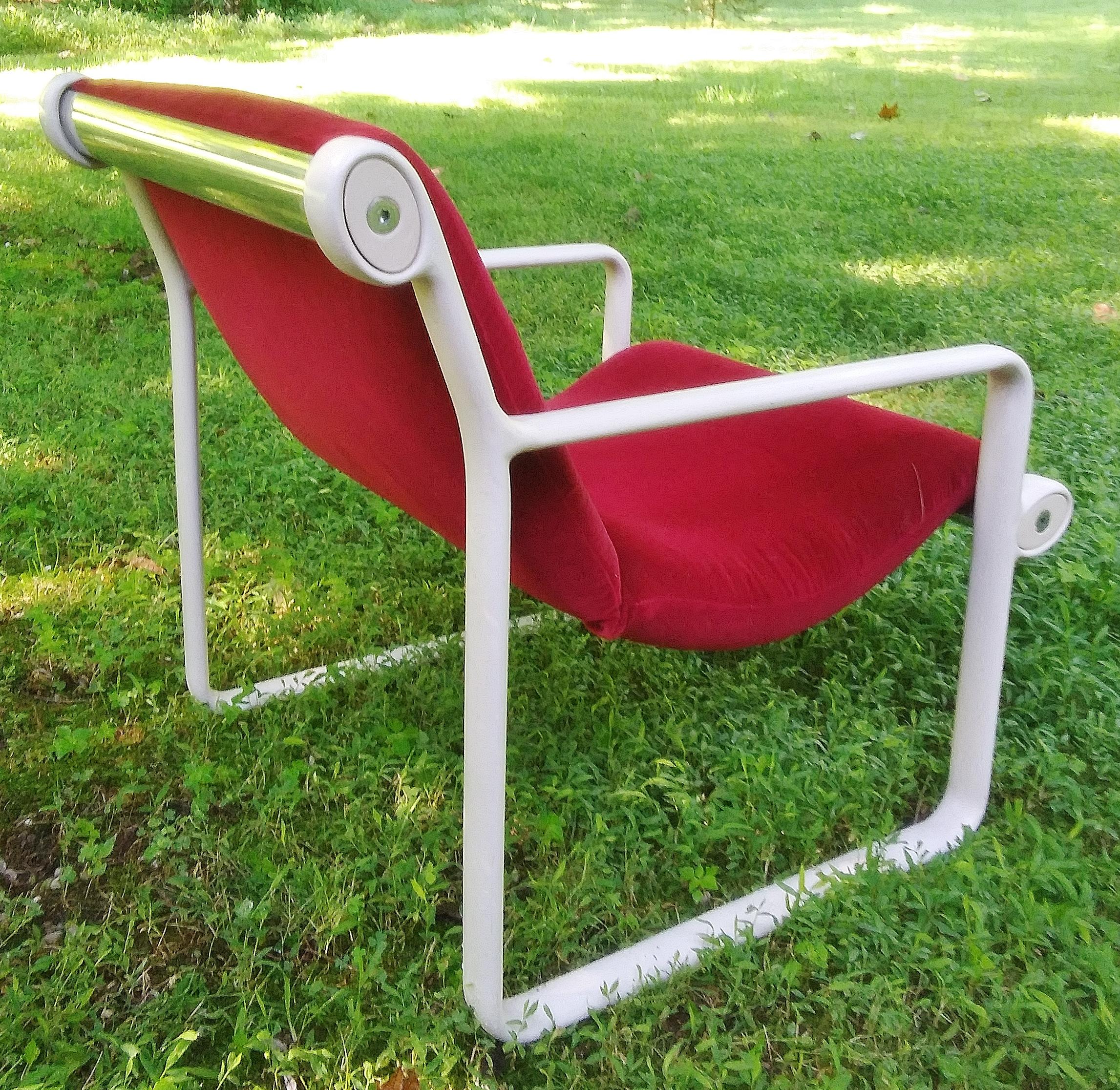 Mid-Century Modern Pair of Mid Century Red Velvet Lounge Chairs by Hannah and Morrison, Knoll, 1972