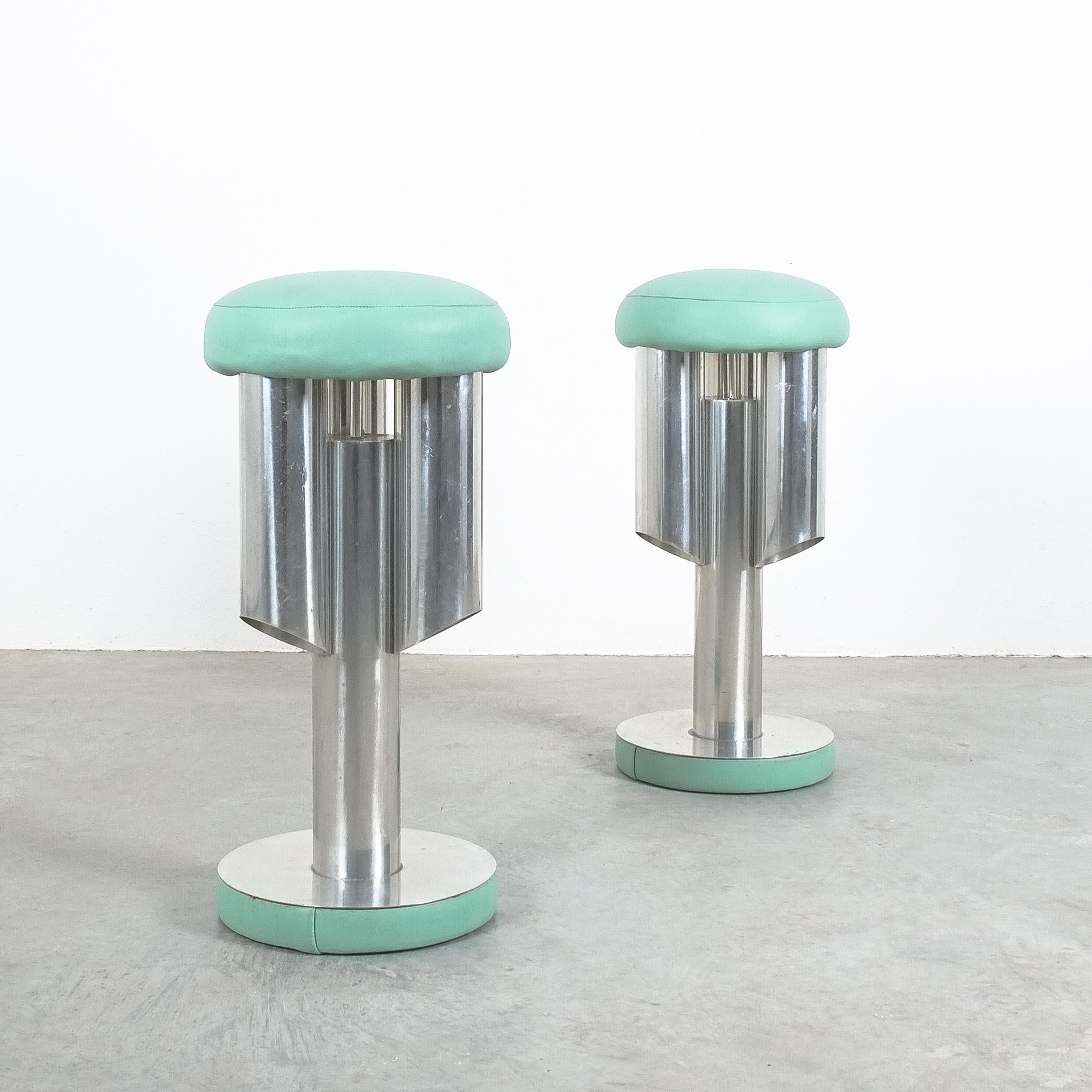 Great pair of aeronautical rocket chairs or bar stools from Italy, circa 1970

One of a kind pair of barstools with a set-height of 28