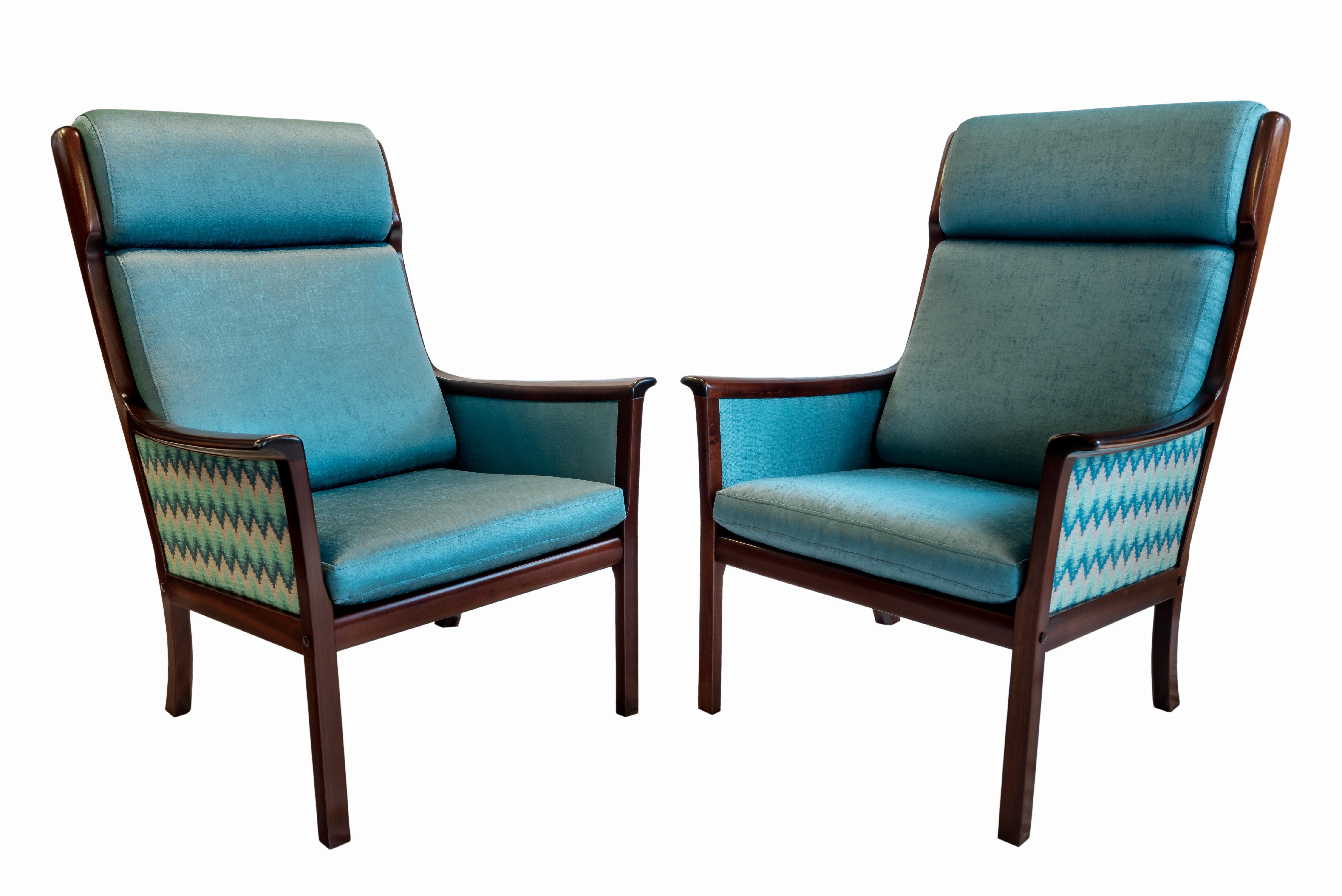 Mid-20th Century Pair of Midcentury Rosewood Highback Easy Chairs by Ole Wanscher for P.Jeppesen