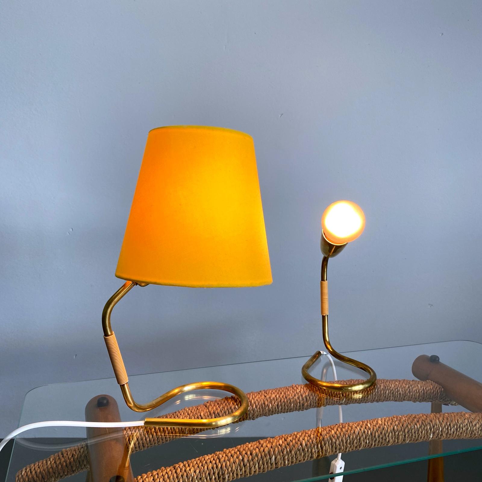 Paar Rupert Nikoll-Messing-Nachttischlampen aus der Mitte des Jahrhunderts, 1950er Jahre, Österreich im Angebot 1
