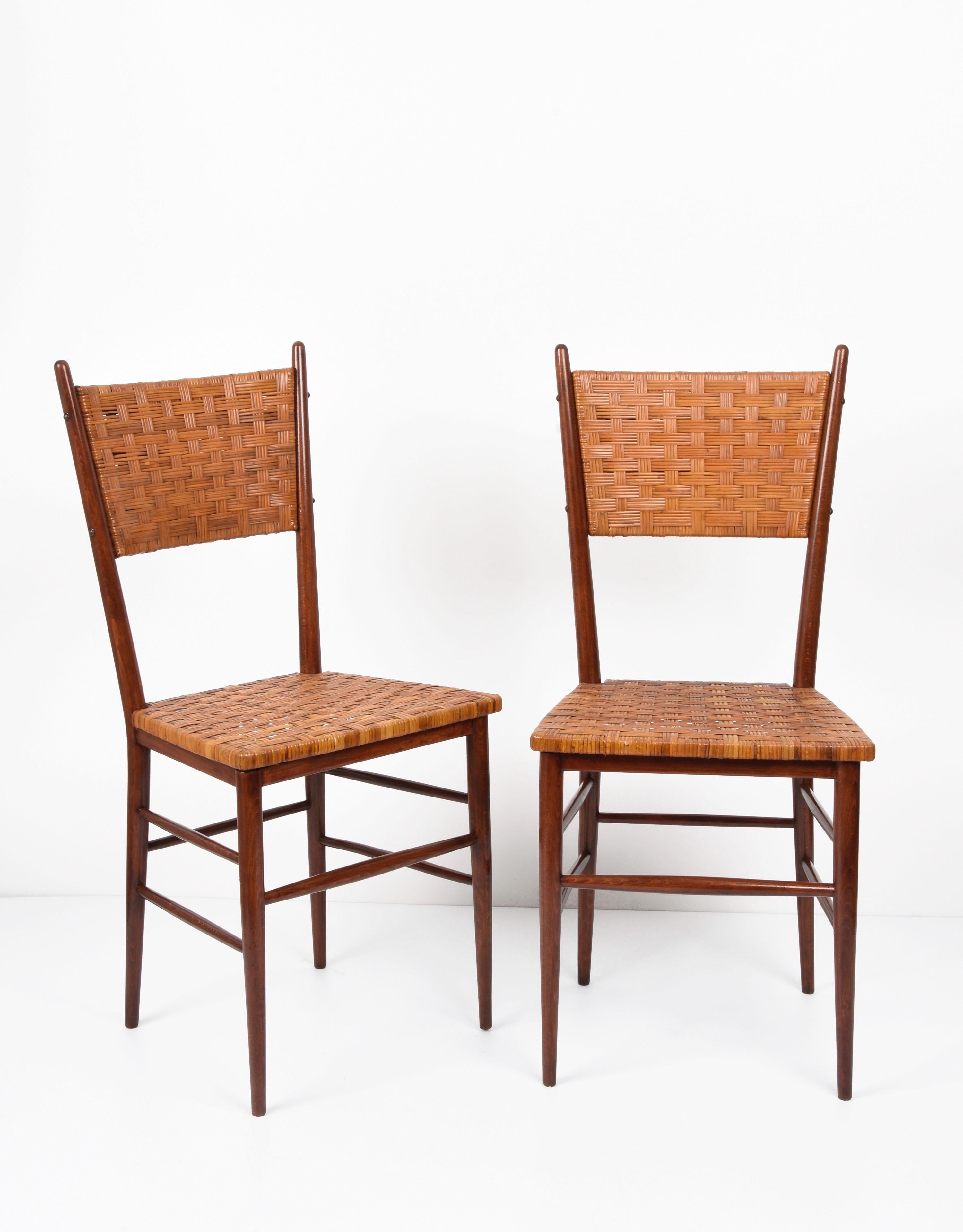 Mid-Century Modern Pair of Midcentury Sanguineti Chiavari Beech Wood Italian Chairs, 1950s For Sale