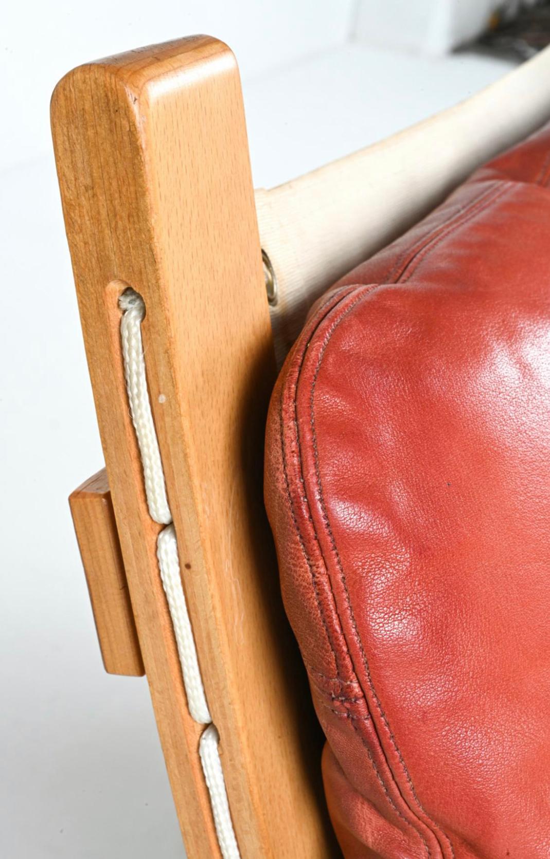 Norwegian Pair of Midcentury Scandinavian Modern Leather Siesta Lounge Chairs by Westnofa For Sale