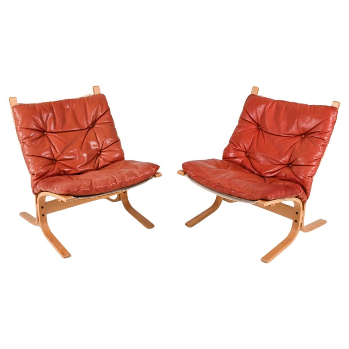 Paire de chaises longues Siesta en cuir de style scandinave moderne du milieu du siècle dernier par Westnofa