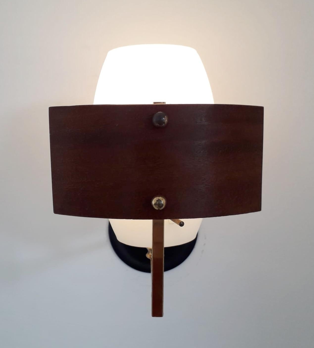 20th Century Pair of Midcentury Sconces by Stilnovo For Sale