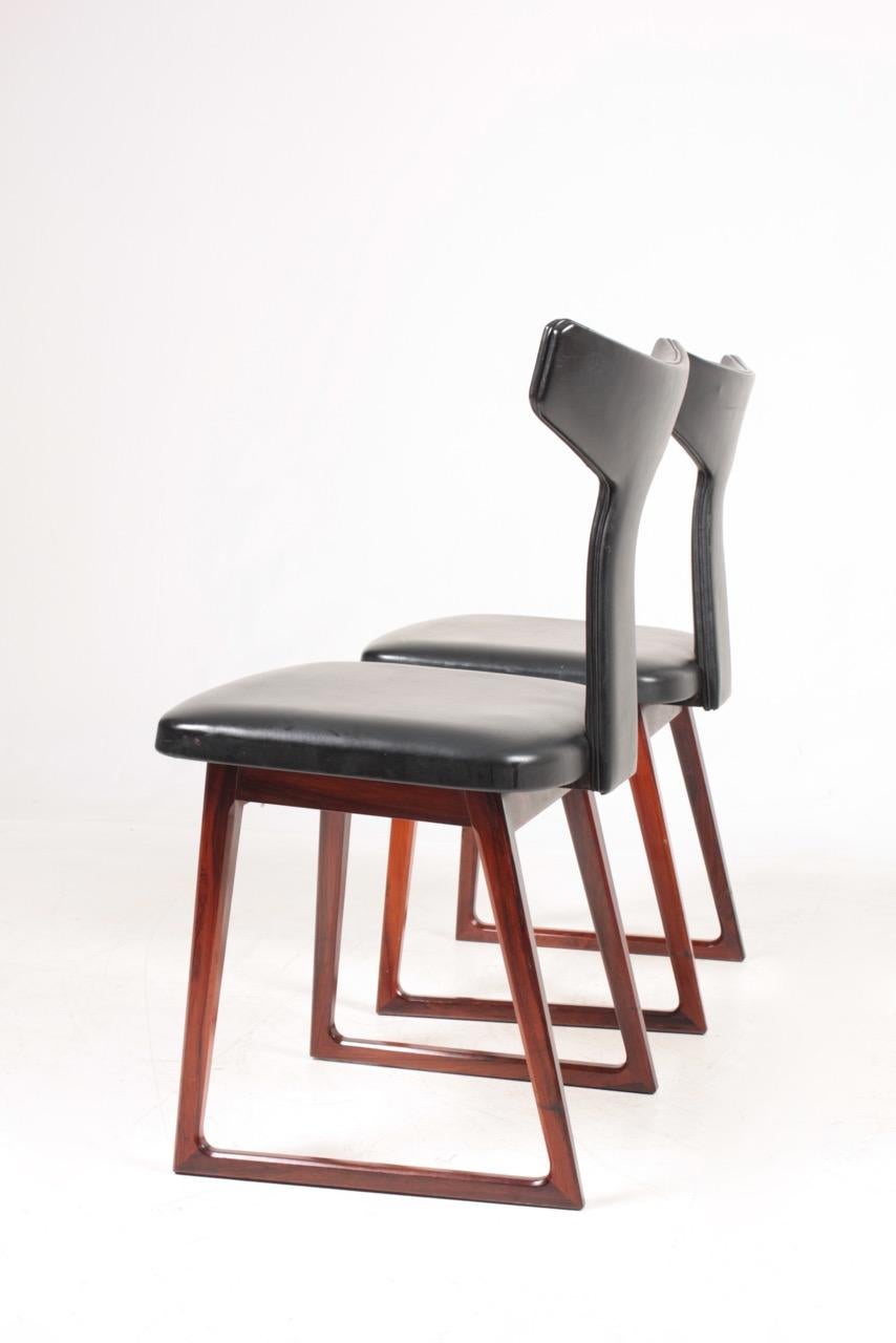 Scandinave moderne Paire de chaises d'appoint du milieu du siècle en bois de rose par Sibast, design danois, années 1960 en vente
