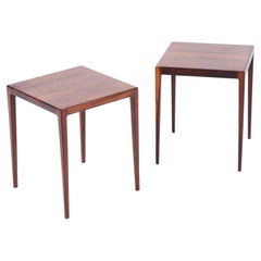 Paire de tables d'appoint du milieu du siècle en bois de rose, fabriquées au Danemark, années 1960