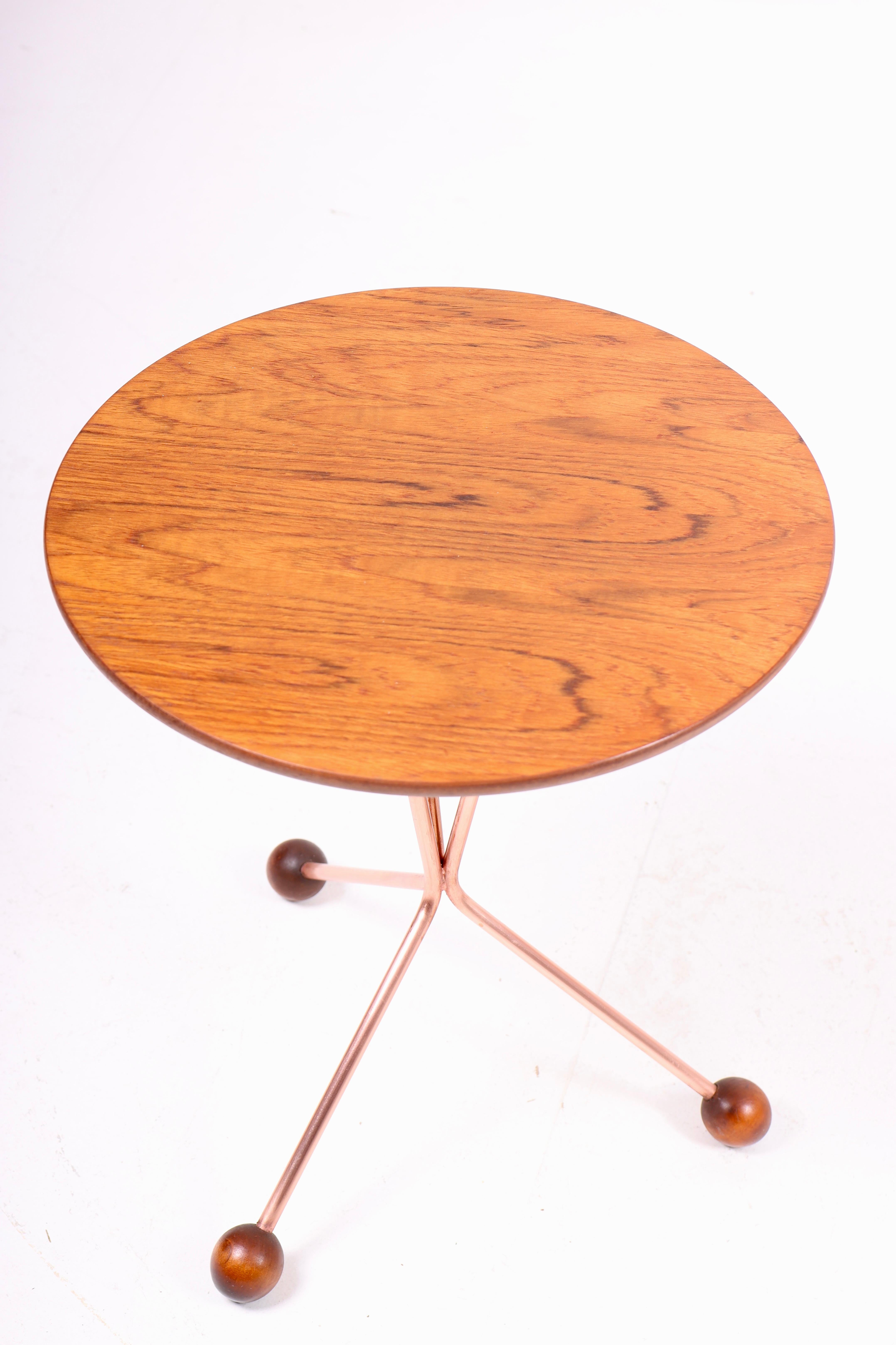 Scandinavian Modern Pair of Mid-Century Side Tables in Teak by Albert Larsson, 1960s For Sale