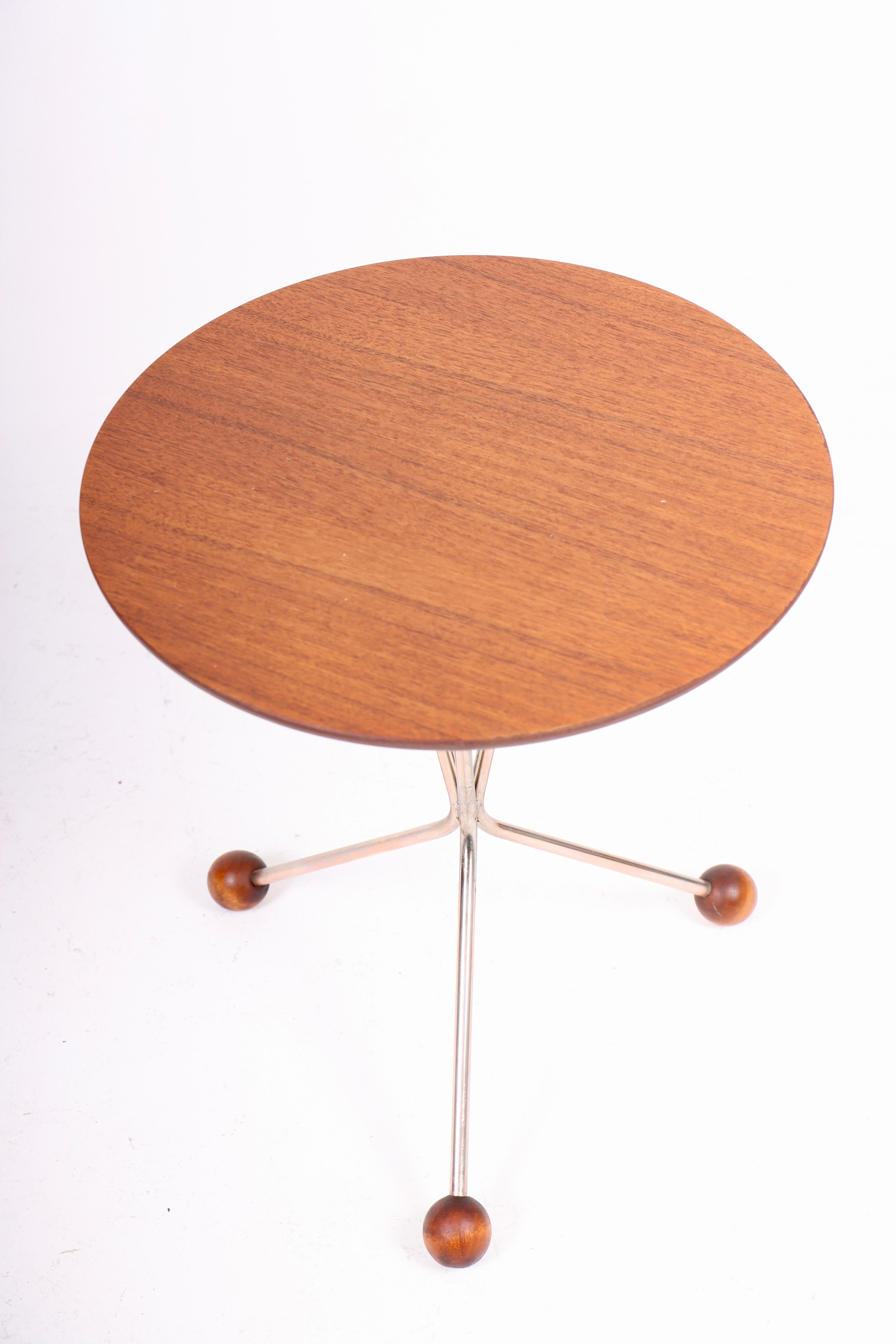 Swedish Pair of Mid-Century Side Tables in Teak by Albert Larsson, 1960s For Sale