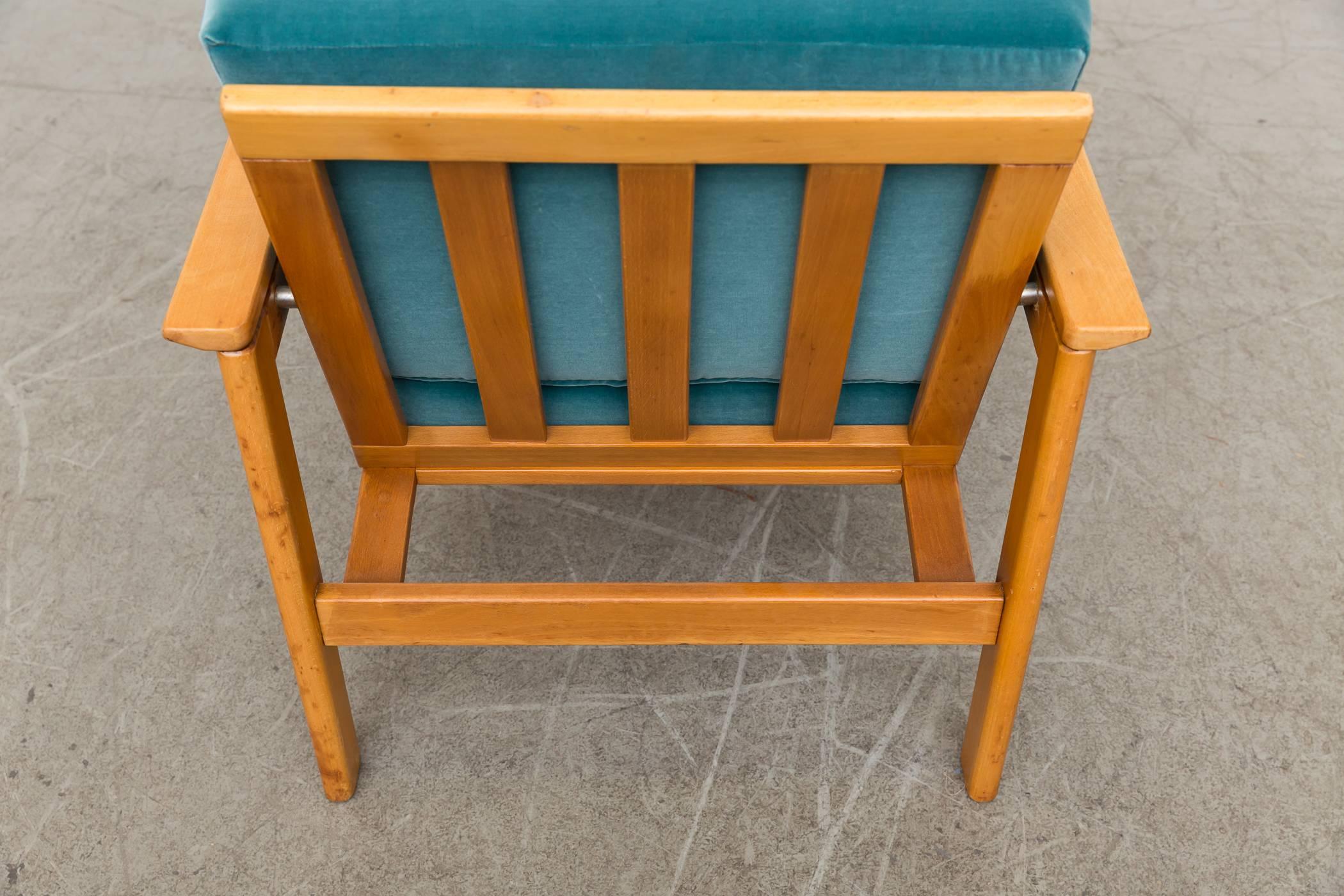 Pair of Midcentury Slat Back Lounge Chairs in Turquoise Velvet 5