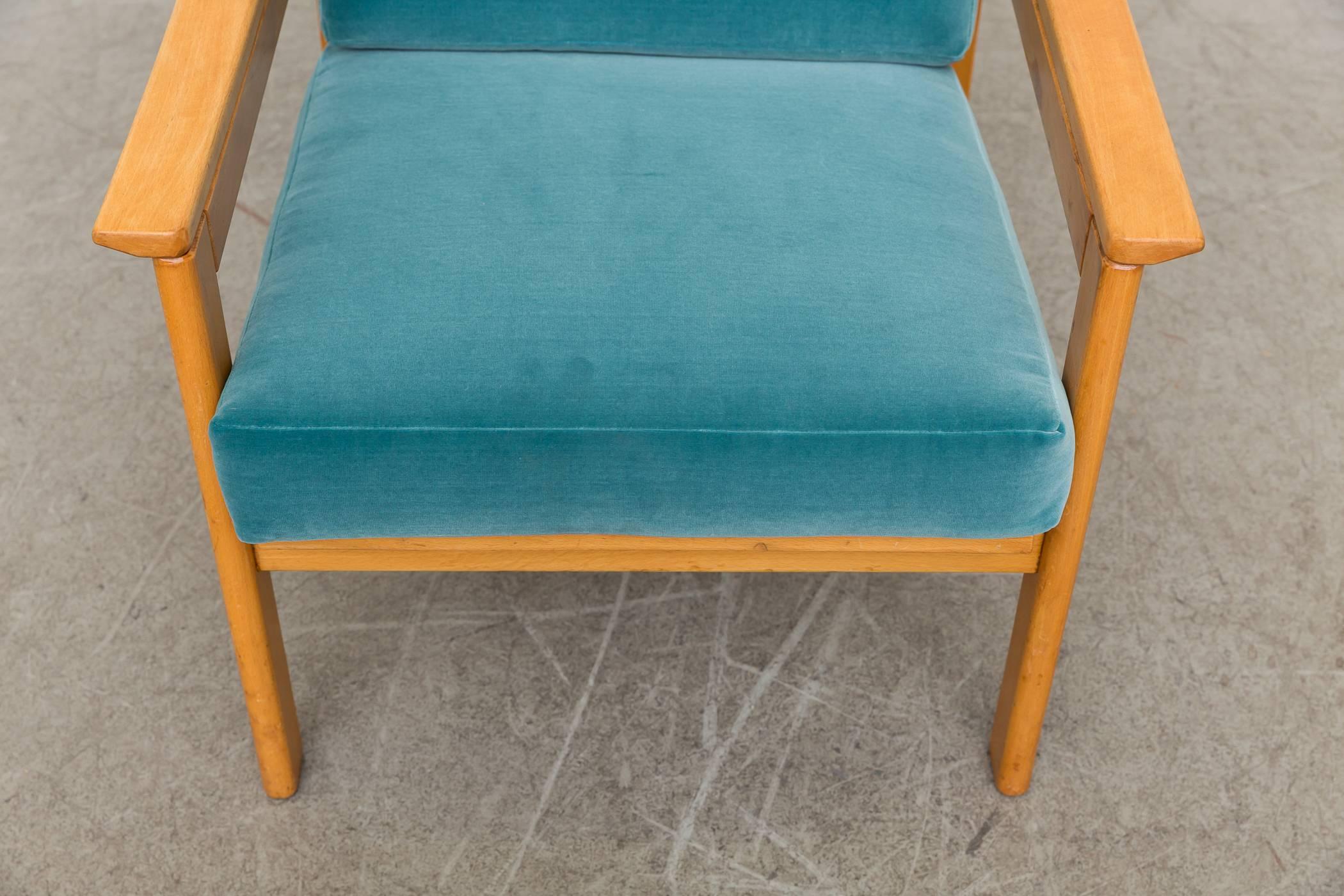 Pair of Midcentury Slat Back Lounge Chairs in Turquoise Velvet 2