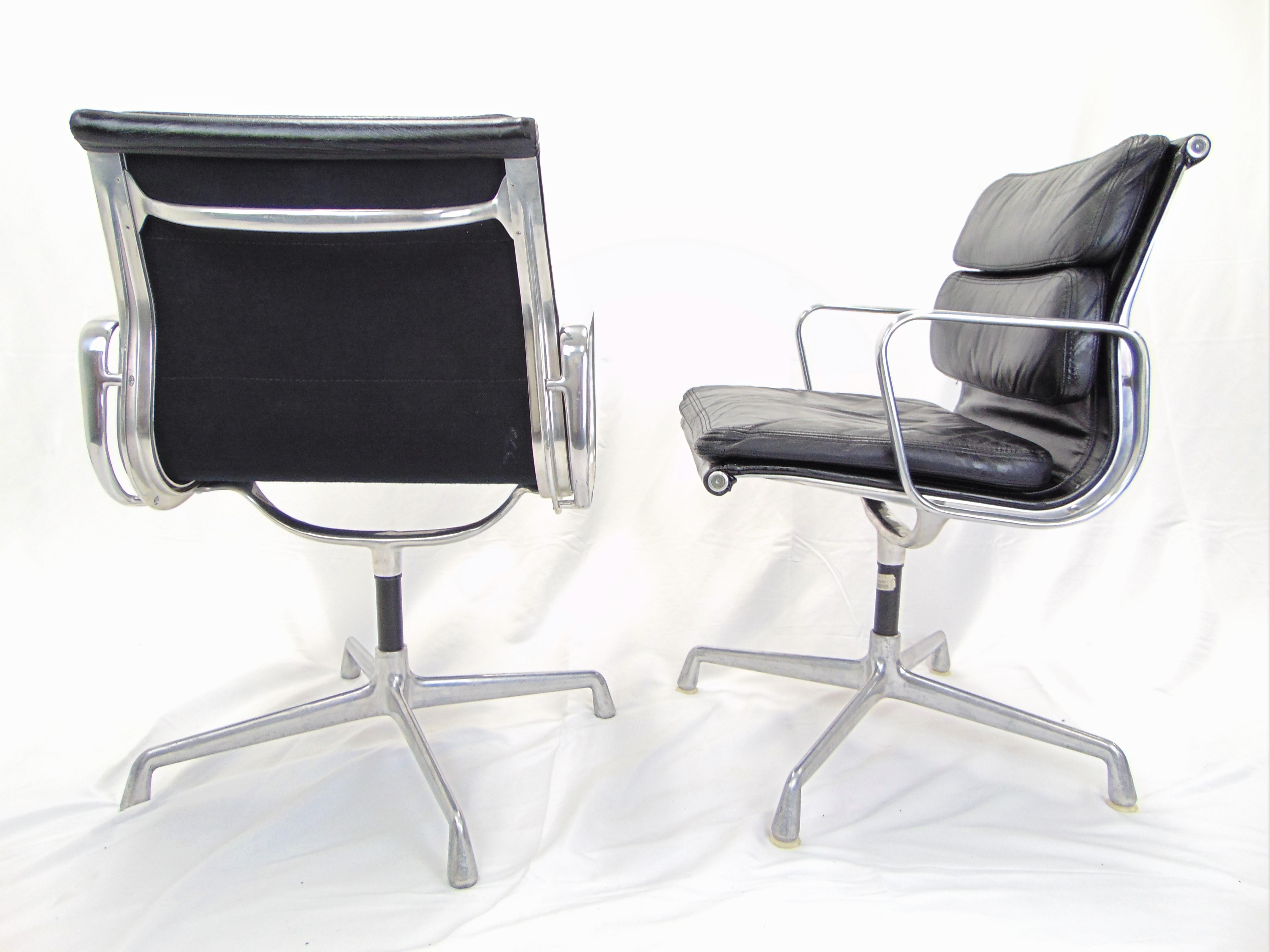 Pair of Midcentury Soft Pad Leather and Aluminum Eames Herman Miller Chairs 10