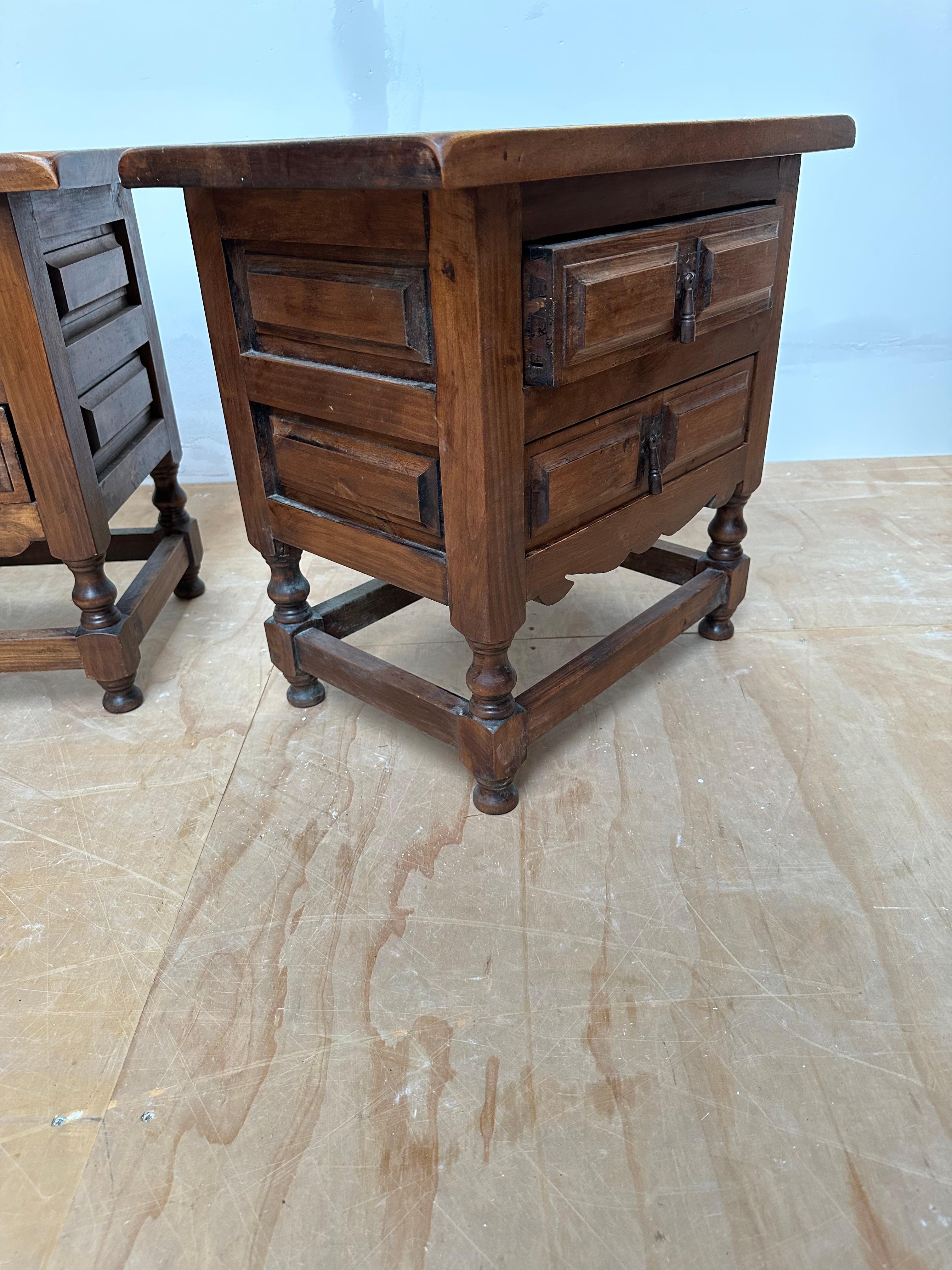 Pair of Midcentury Spanish Hacienda Style Two-Drawers Bedside Tables Nightstands For Sale 6