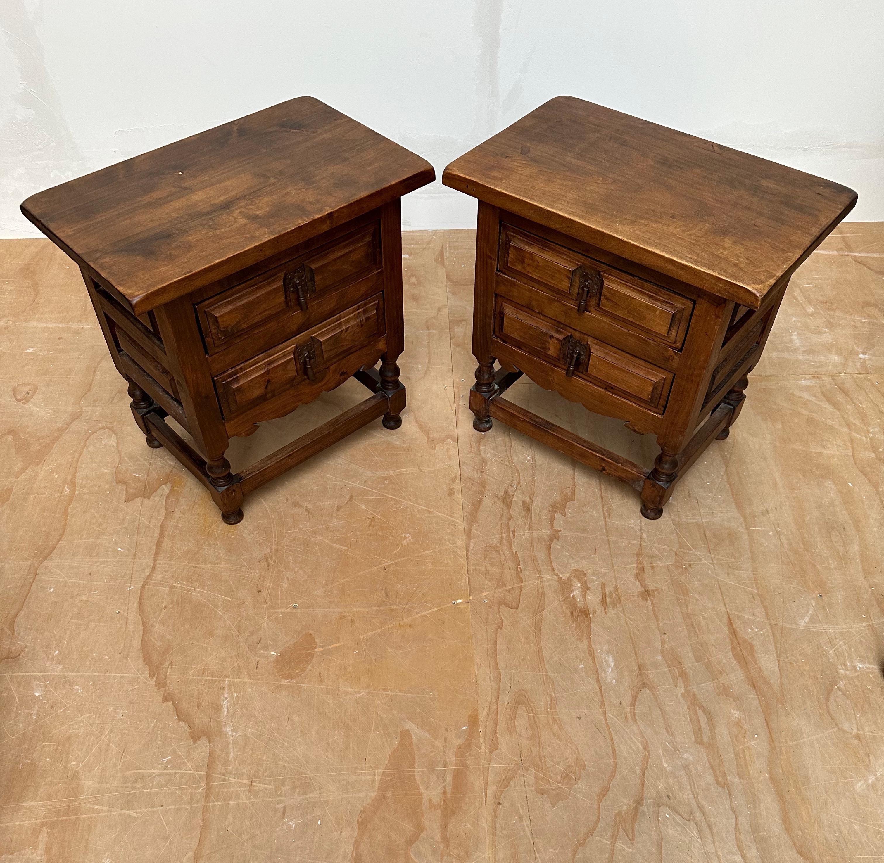 Forged Pair of Midcentury Spanish Hacienda Style Two-Drawers Bedside Tables Nightstands For Sale