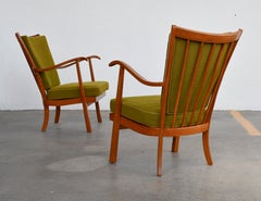 Pareja de sillas de salón con respaldo de huso de mediados de siglo Dinamarca 1940 by Fritz Hansen
