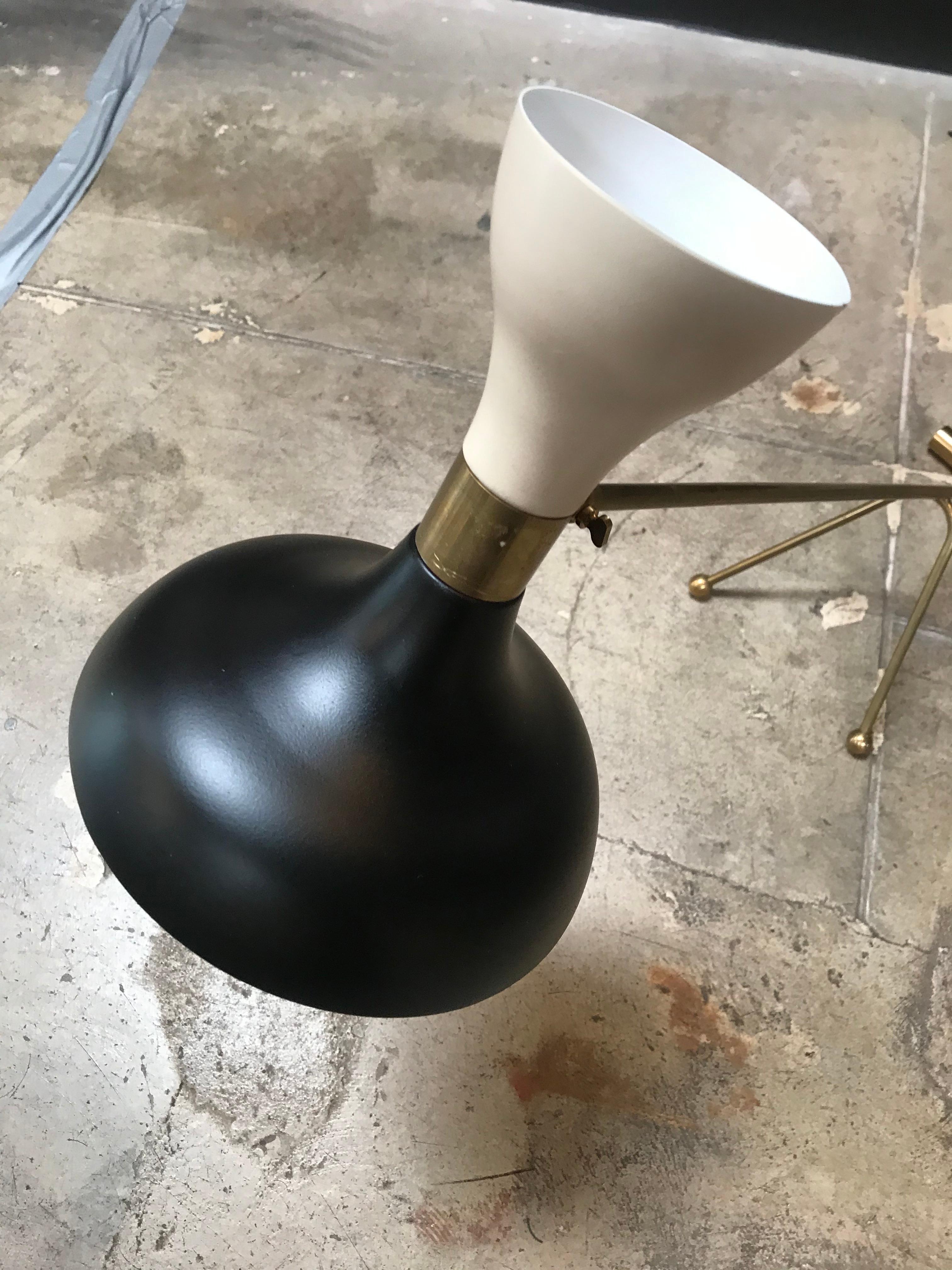 Pair of Midcentury Stilnovo Style Adjustable Black/White Table Lamps in Brass For Sale 3