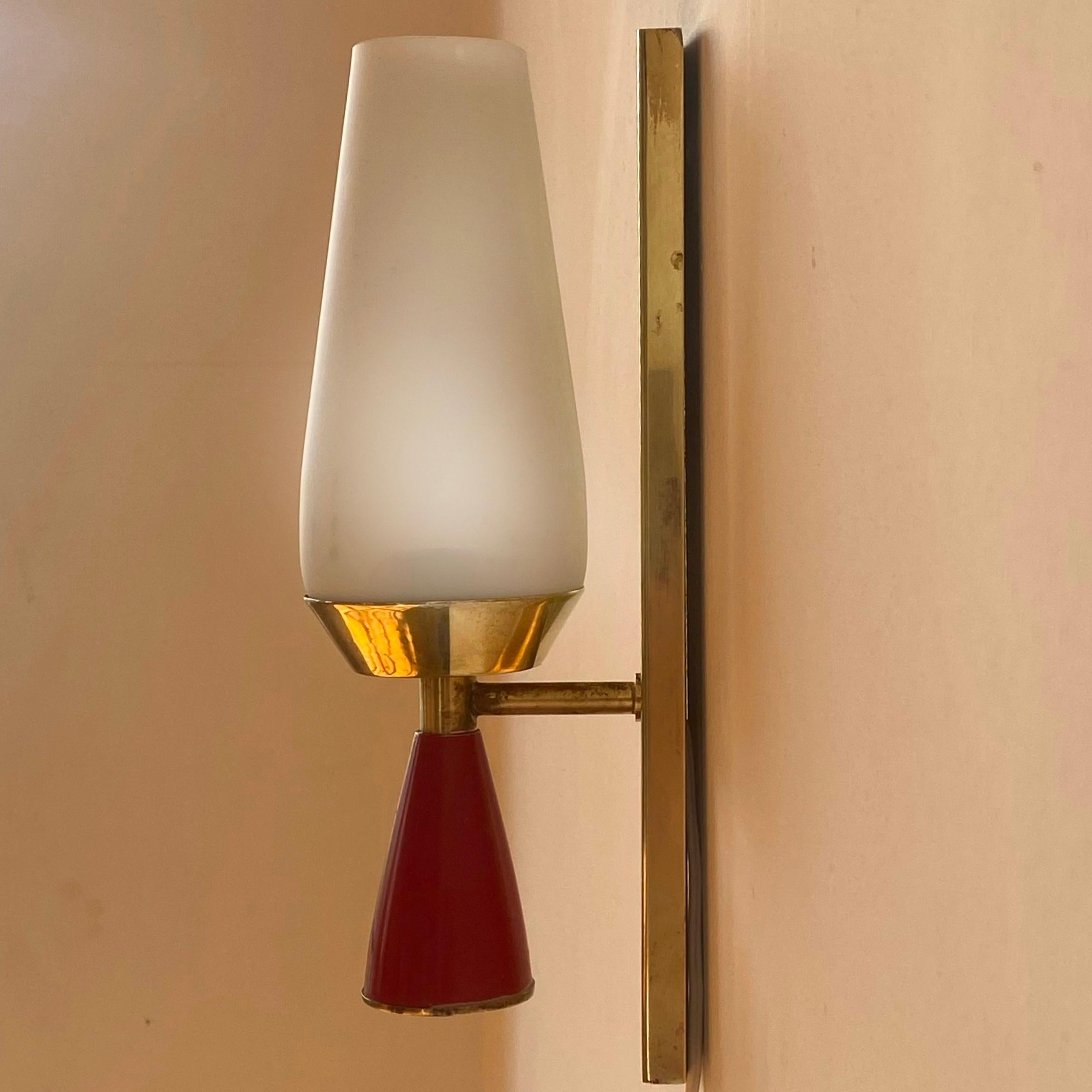 Pareja de candelabros de estilo Stilnovo de mediados de siglo, Italia Años 60 en venta 2