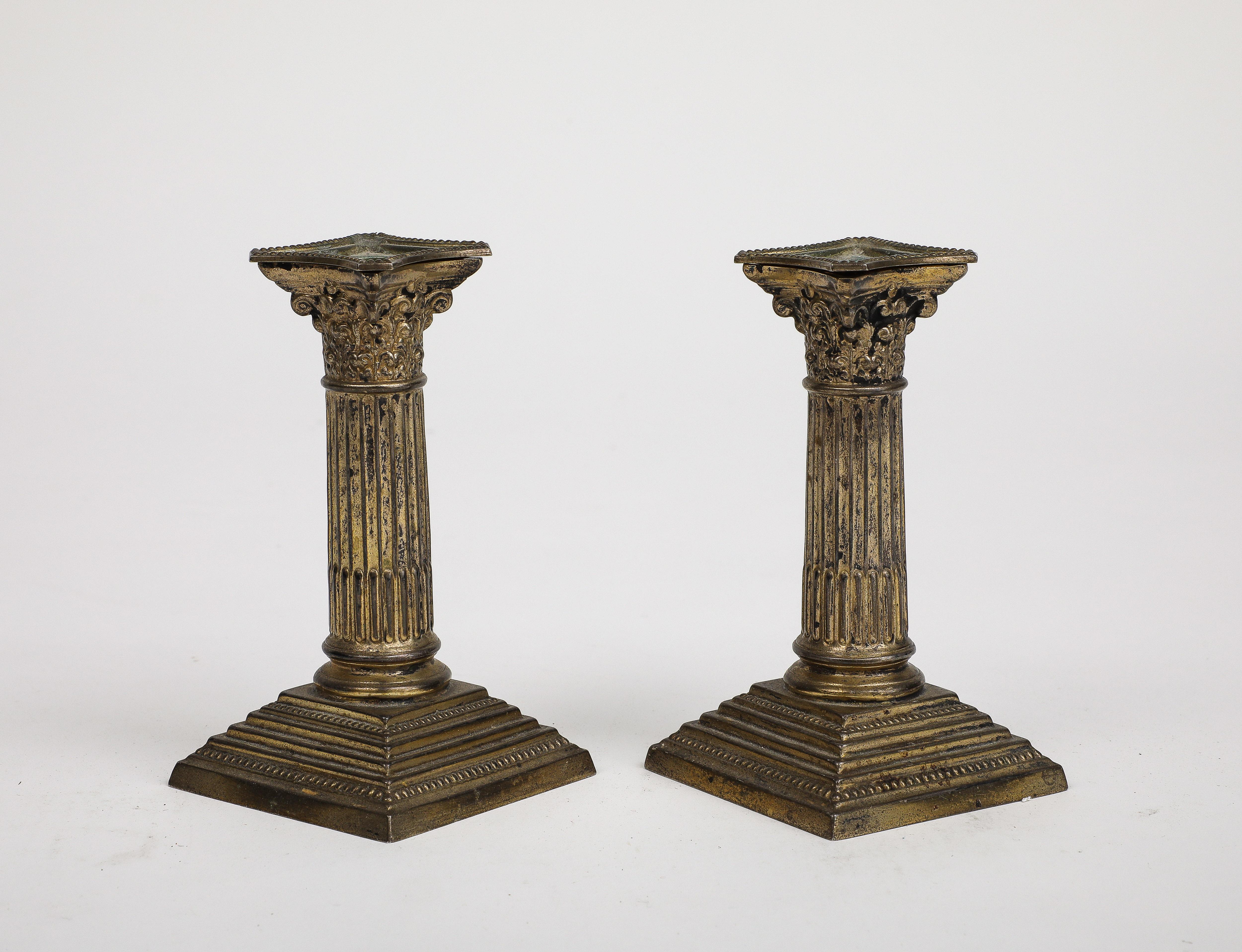 Pair of Midcentury Stone and Brass Column Candlesticks, circa 1950 For Sale 4