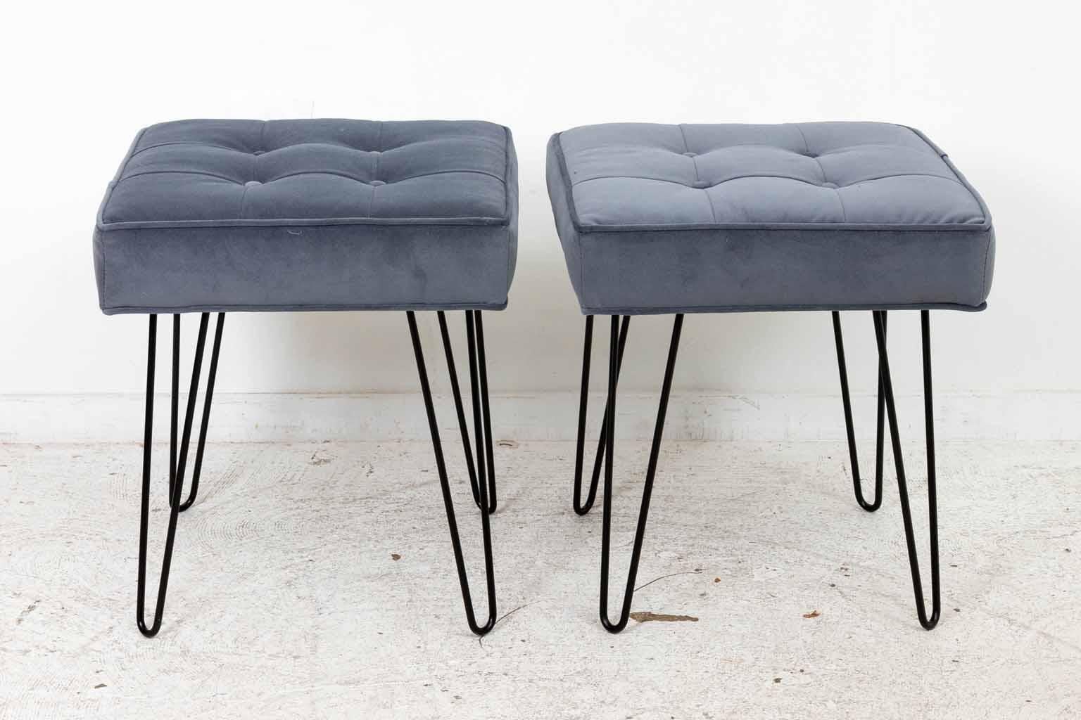 Mid-Century Modern Pair of Midcentury Style Hairpin Benches Quick Ship For Sale