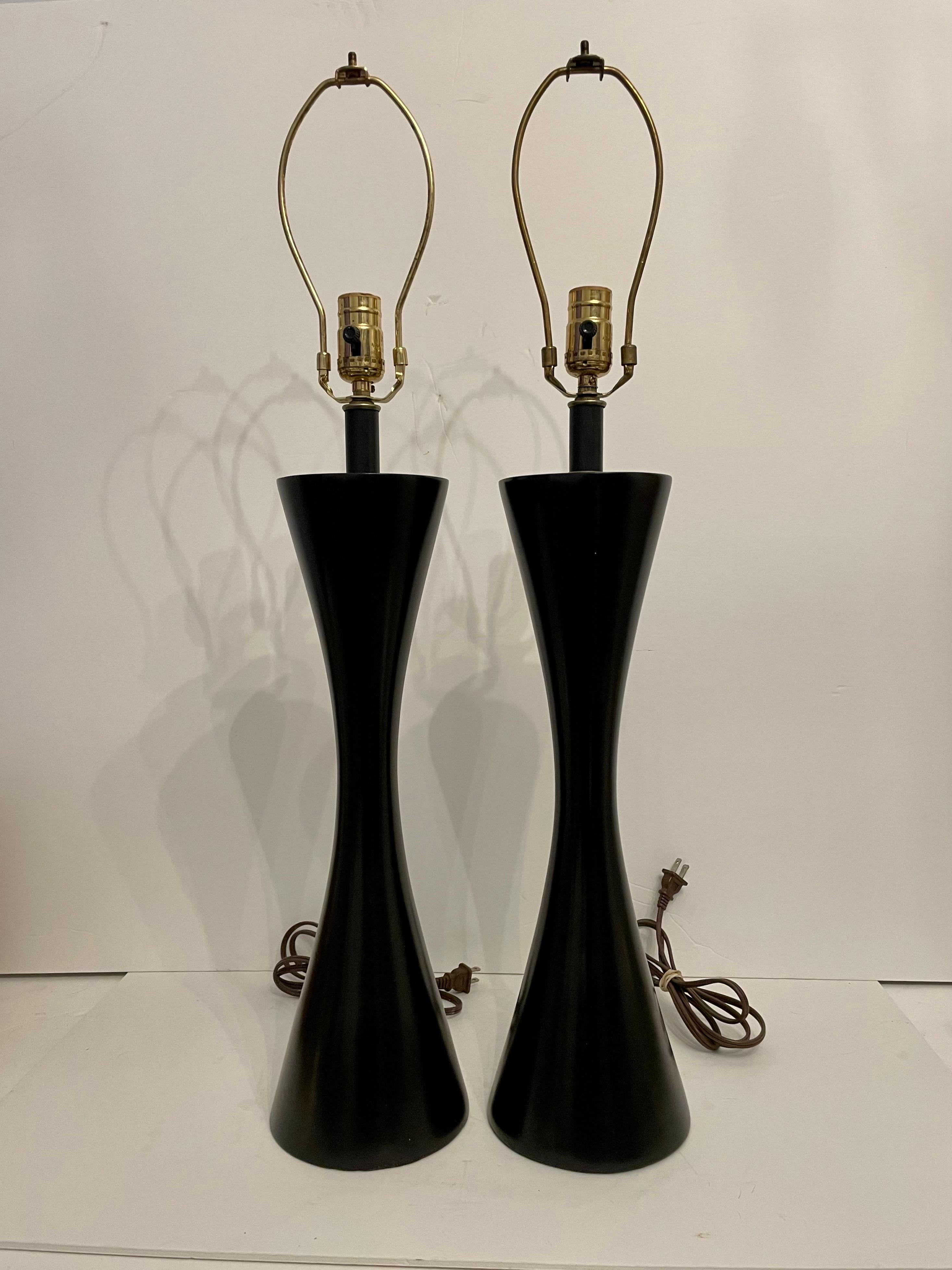 Mid-Century Modern Pair of Midcentury Style Palecek  Lamps For Sale