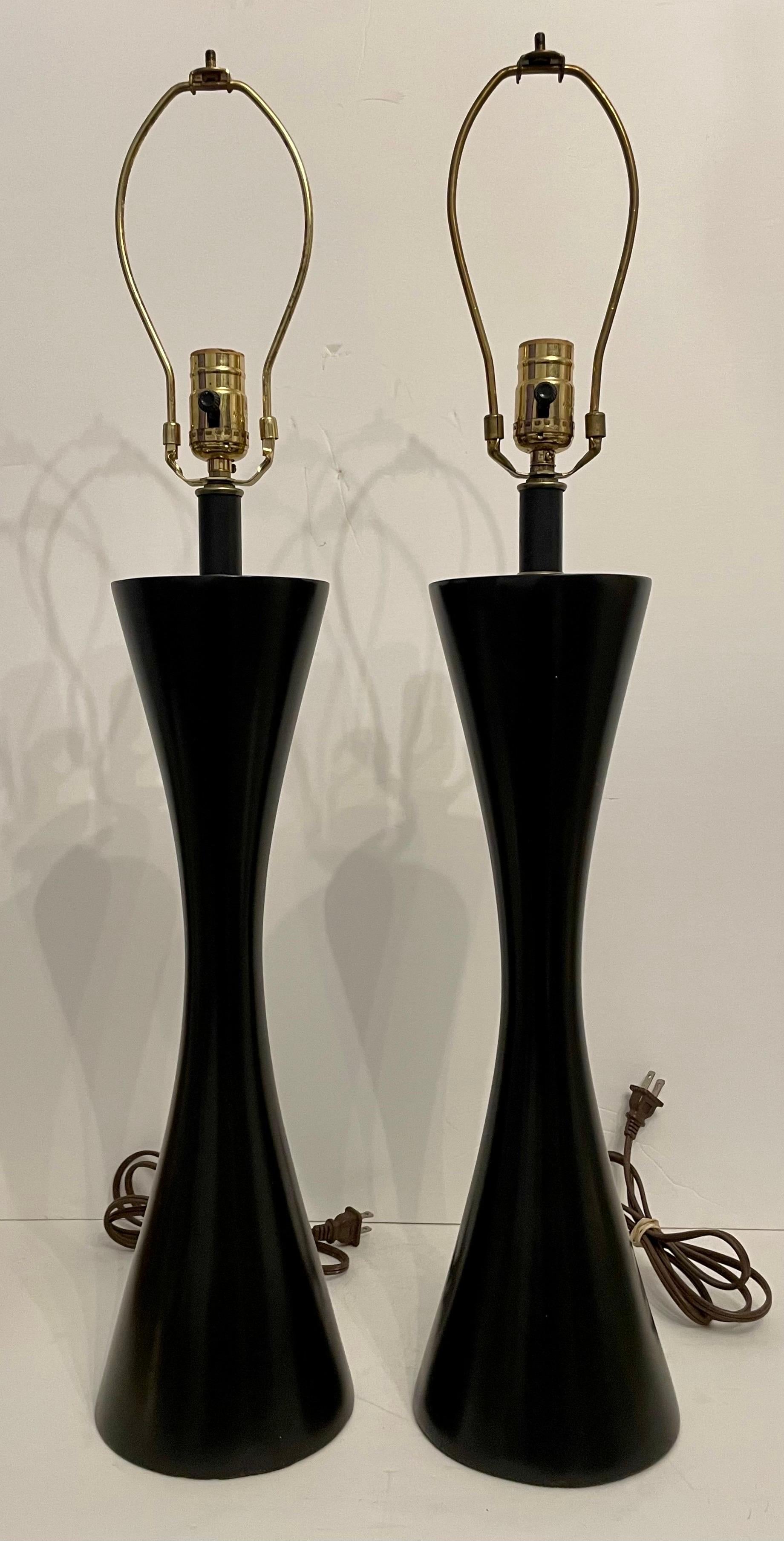 Lacquered Pair of Midcentury Style Palecek  Lamps For Sale