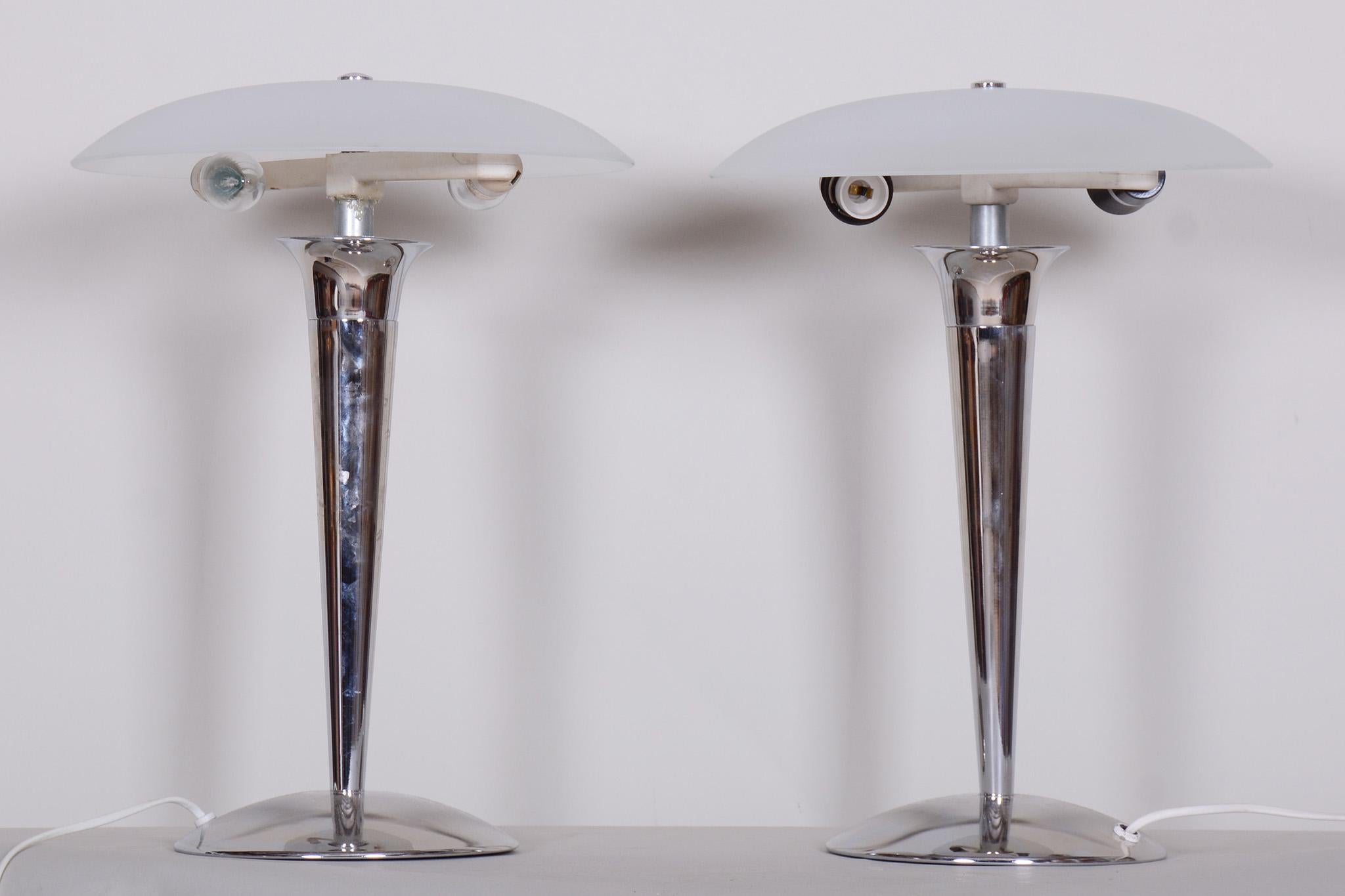 Pair of Midcentury Table Lamps, Chrome-Plated Steel, Milk Glass, Germany, 1950s For Sale 2