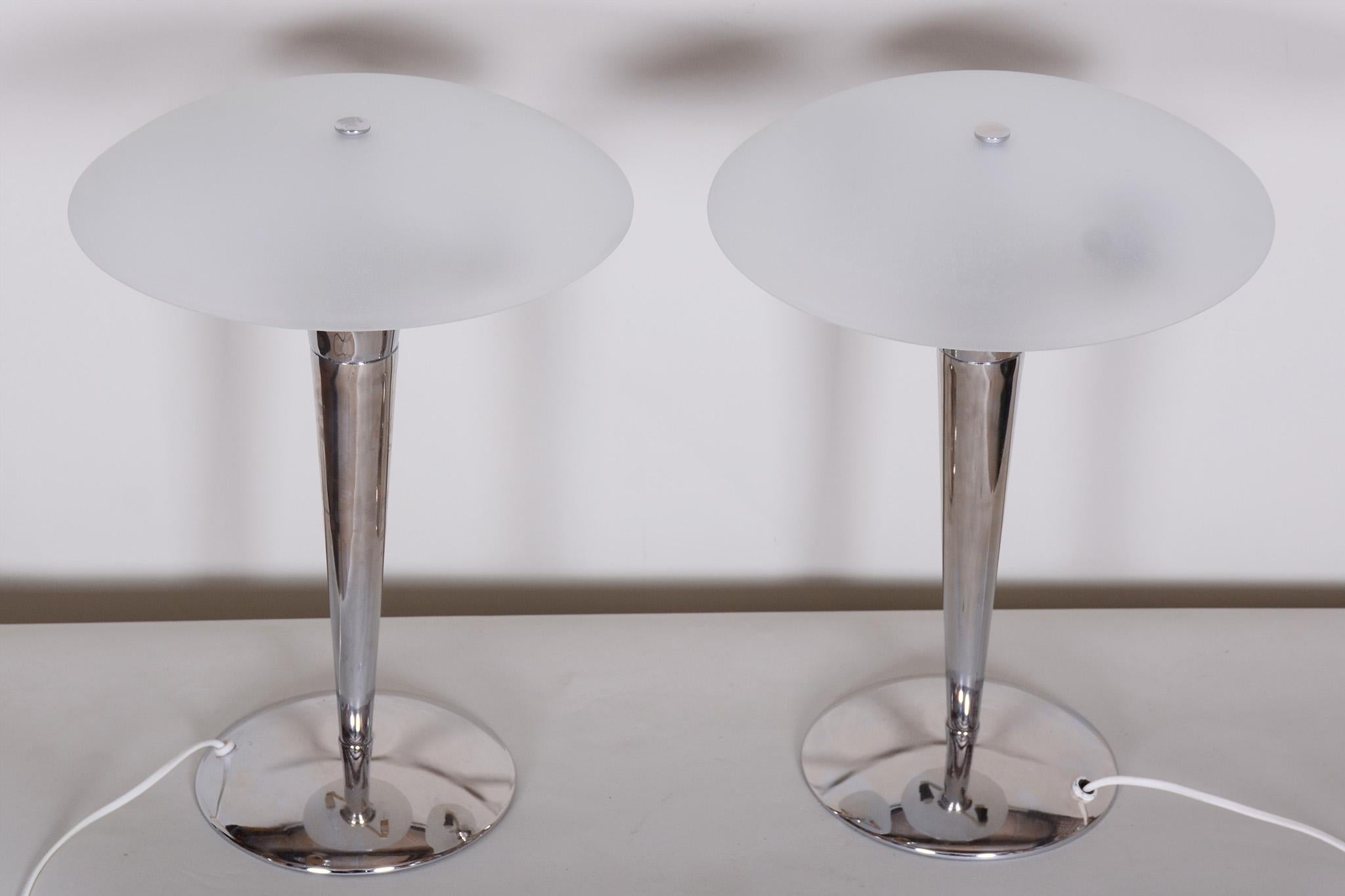 Pair of Midcentury Table Lamps, Chrome-Plated Steel, Milk Glass, Germany, 1950s For Sale 3